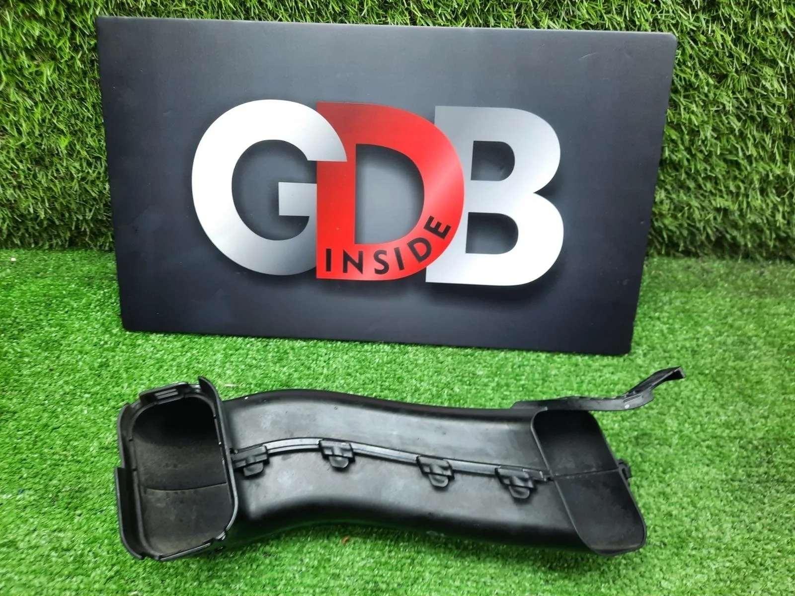 Воздуховод Bmw 1 Series 28.04.2012 12317604340 F20 N13B16A