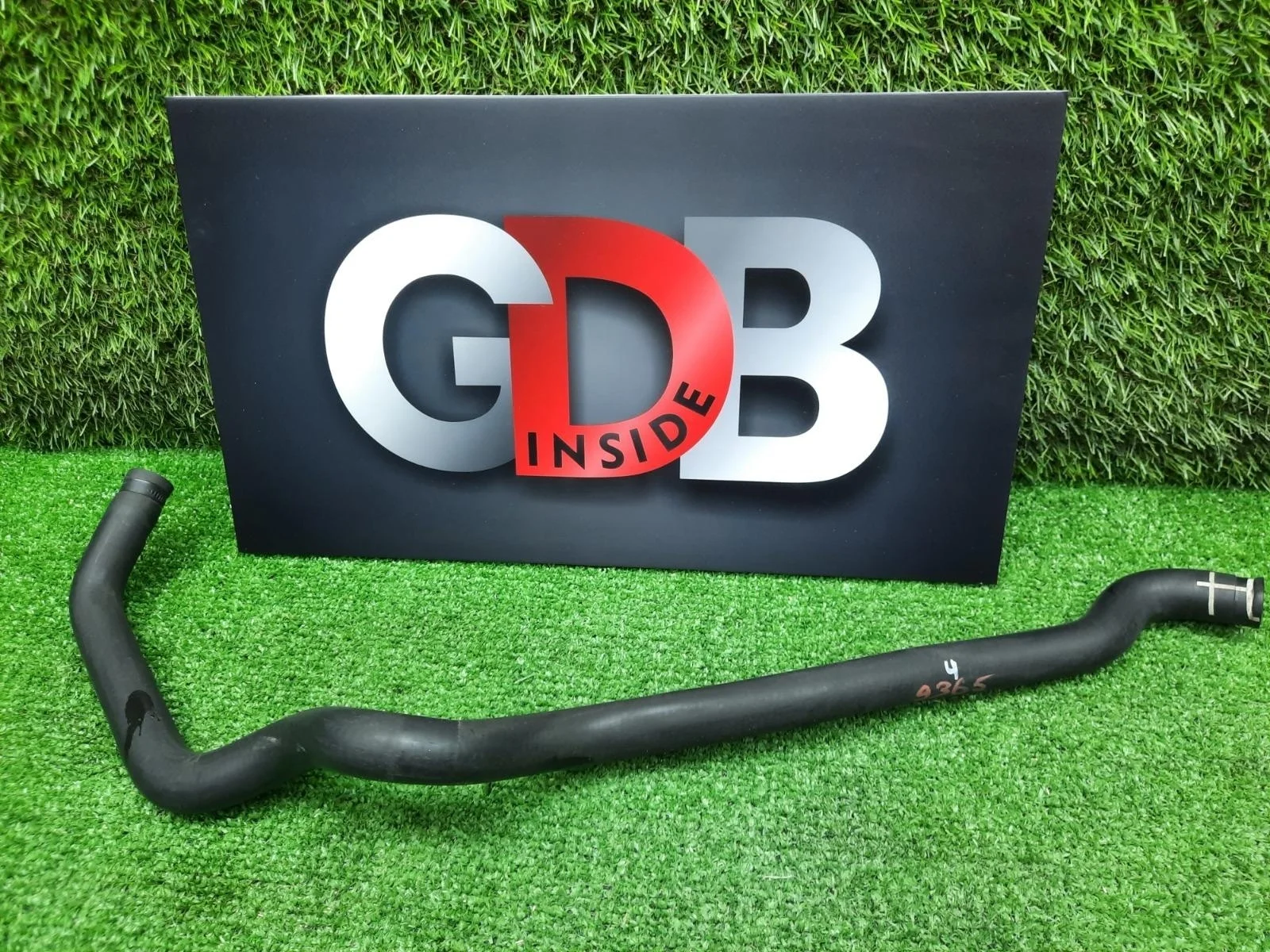 Патрубок системы охлаждения BMW 5 series 10.05.2010 11537581872 F10 N52B30A