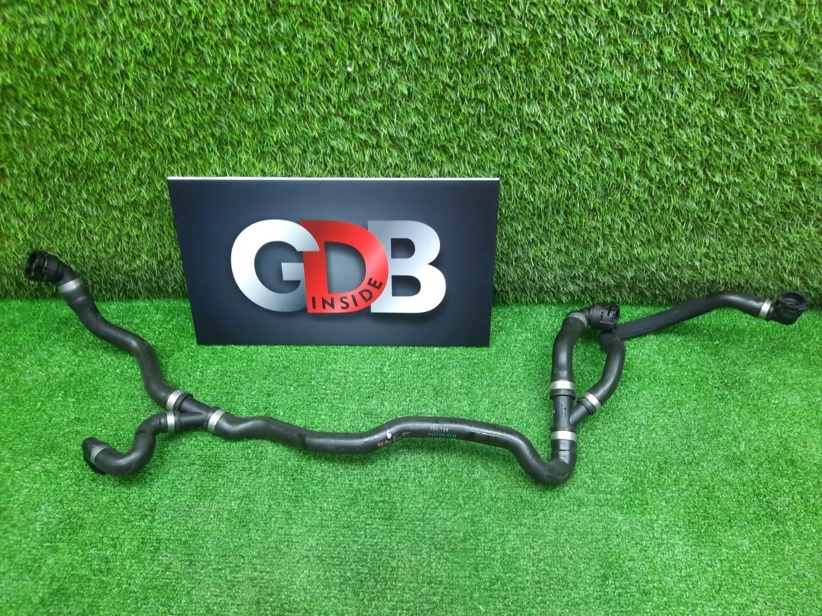 Патрубок системы охлаждения BMW 5 series 10.05.2010 17127578403 F10 N52B30A