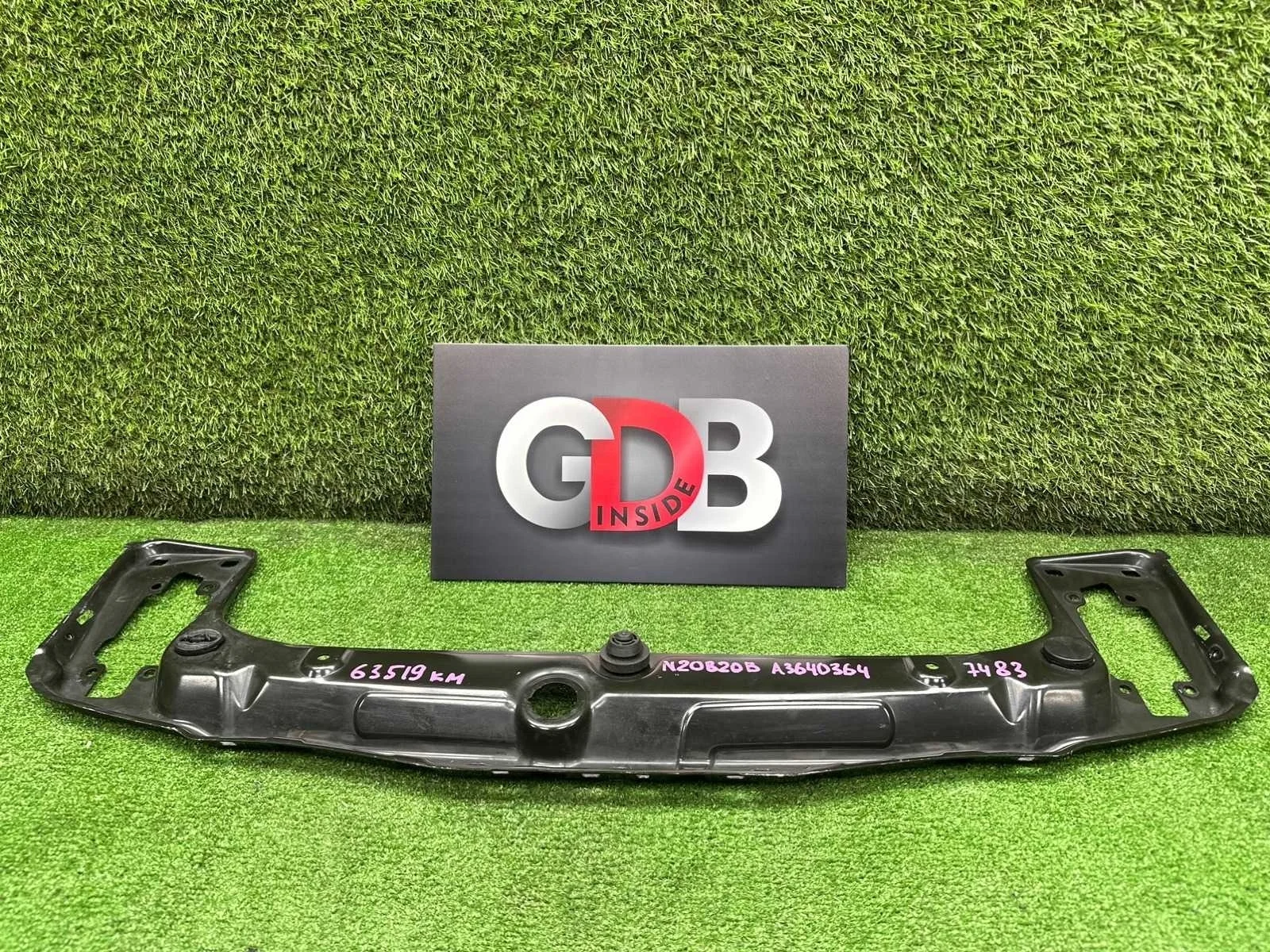 Верхняя планка телевизора Bmw 3 Series 29.10.2012 51647245786 F30 N20B20B