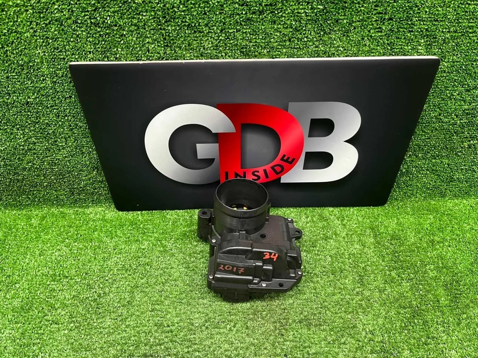 Дроссельная заслонка BMW 1 series 27.03.2012 13548675278 F20 N13B16A