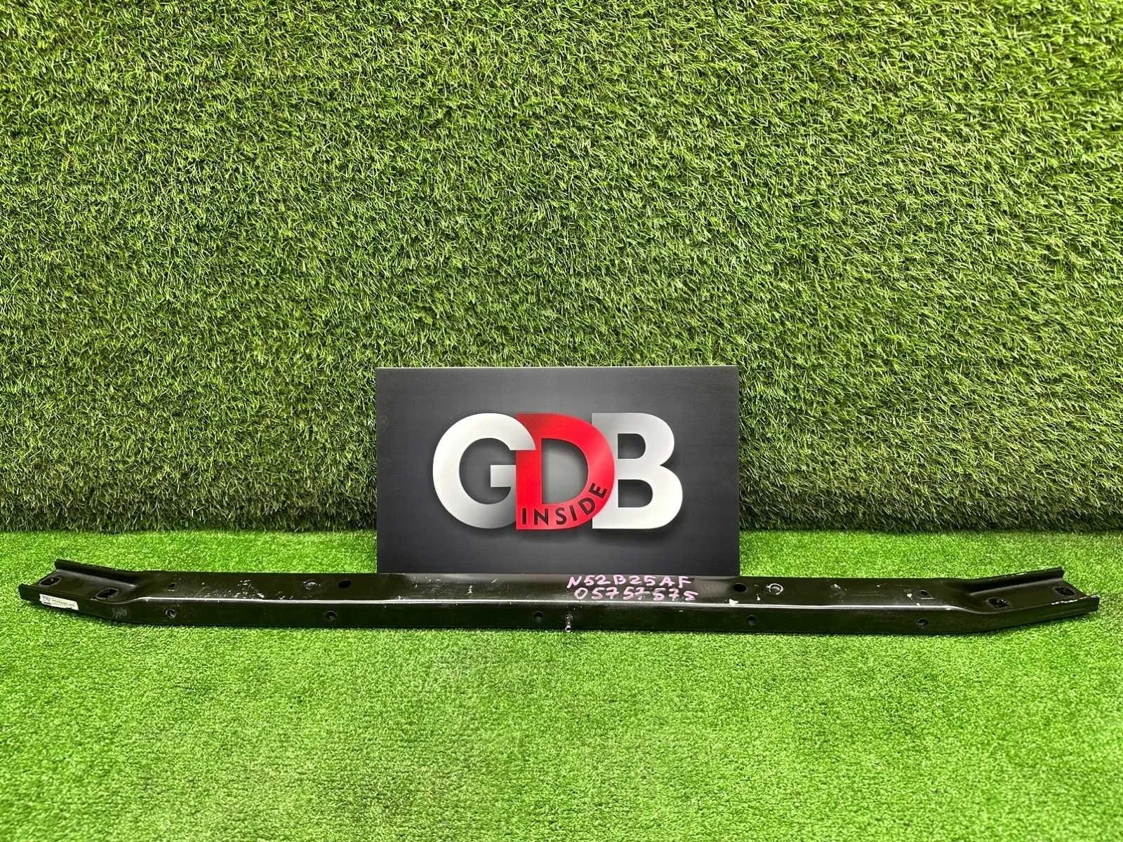 Распорка BMW 5 series 23.09.2010 51647200690 F11 N52B25AF