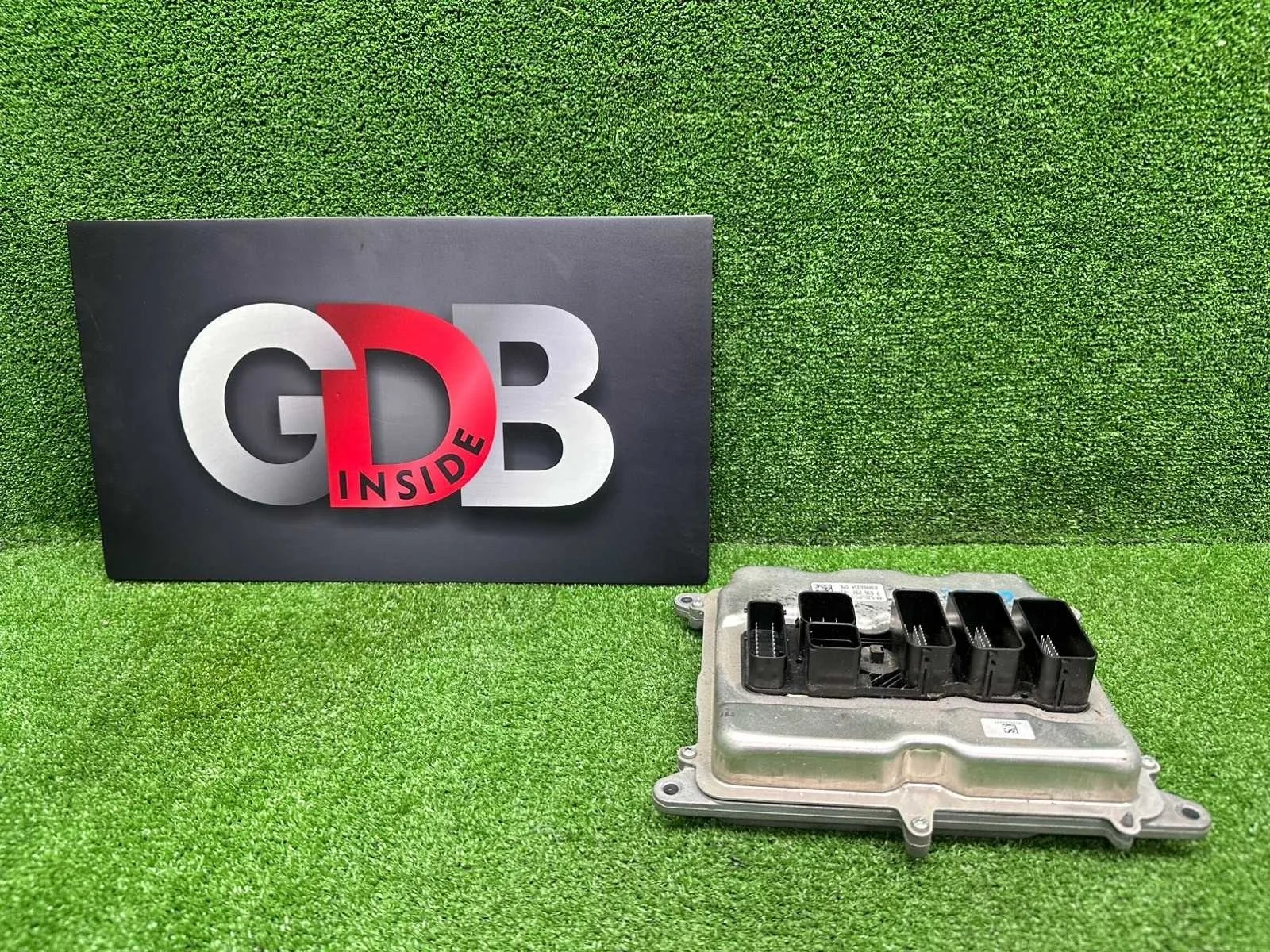 Блок управления двигателем DME BMW 1 series 21.04.2012 12148638198 F20 N13B16A