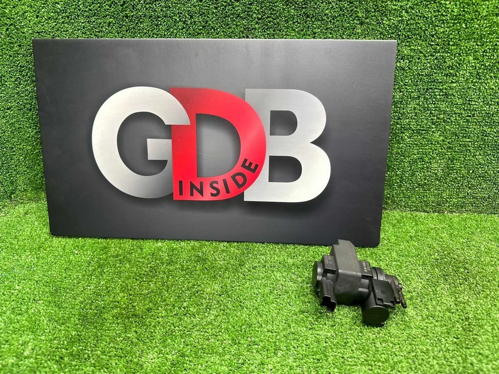 Клапан электромагнитный Bmw 1 Series 21.04.2012 11657599547 F20 N13B16A