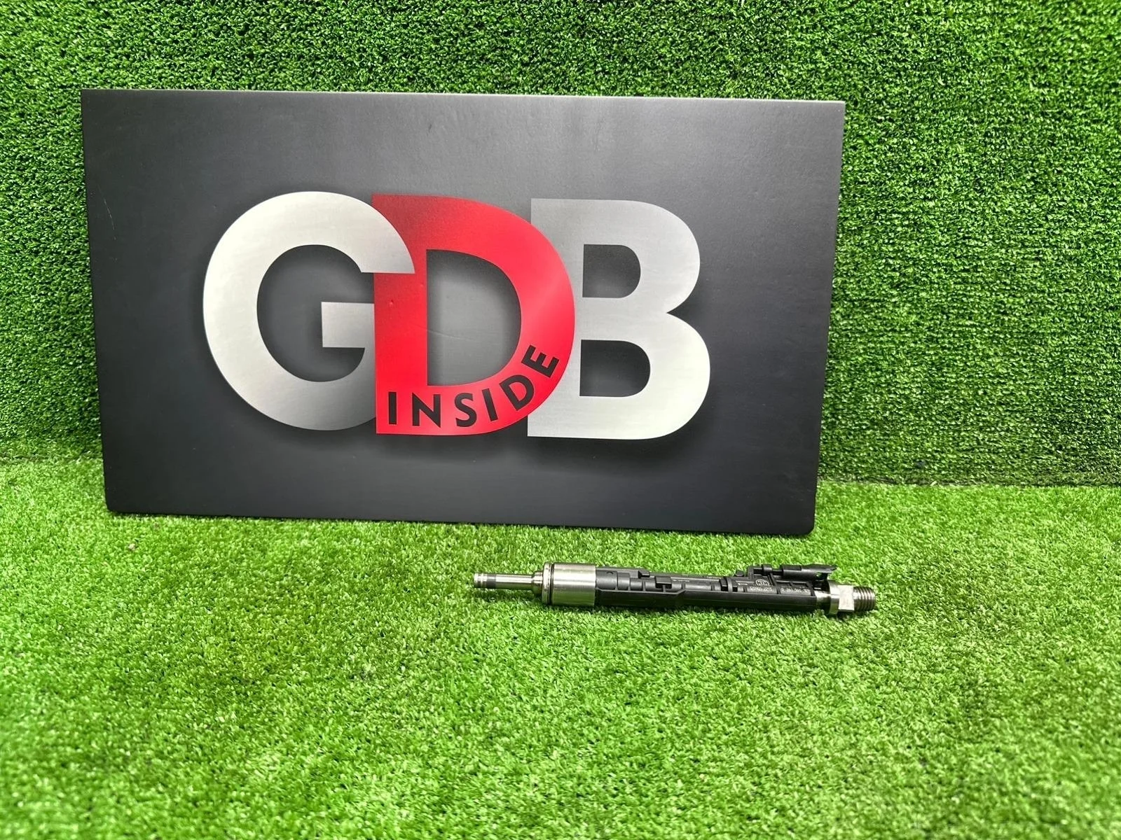 Топливная форсунка Bmw 3 Series 19.09.2012 13647639994 F30 N55B30A