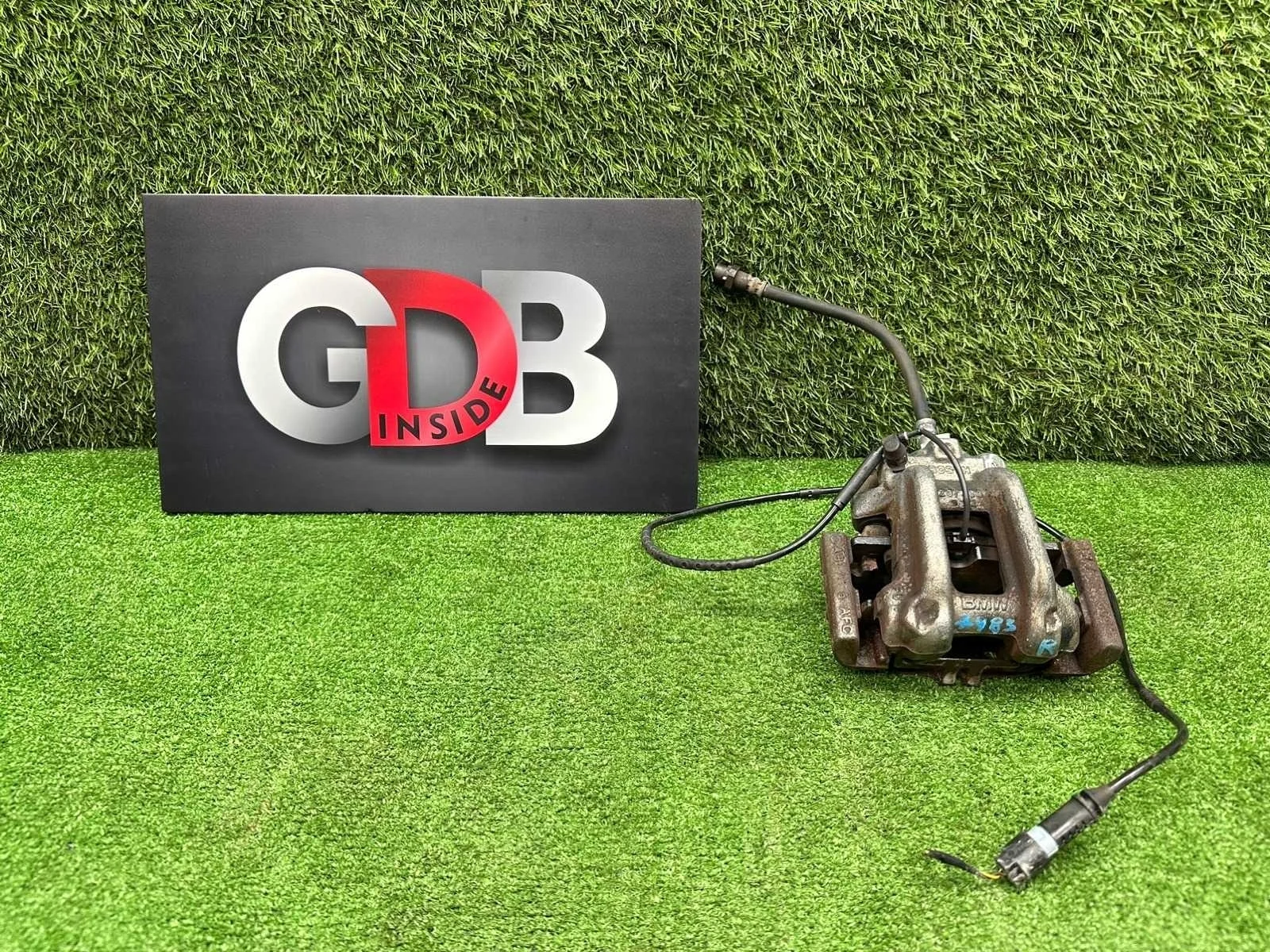 Суппорт BMW 3 series 29.10.2012 34216850858 F30 N20B20B, задний правый