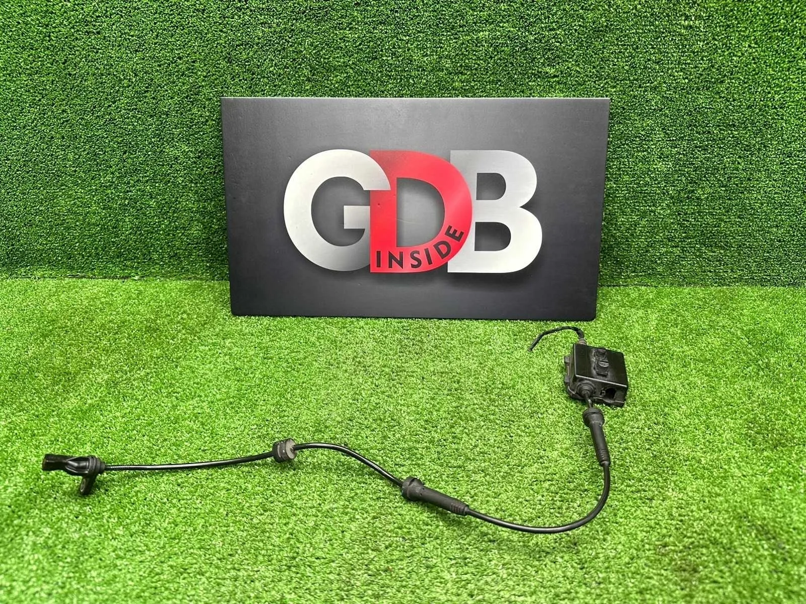 Датчик abs BMW 1 series 18.05.2015 34526884422 F20 N13B16A, передний