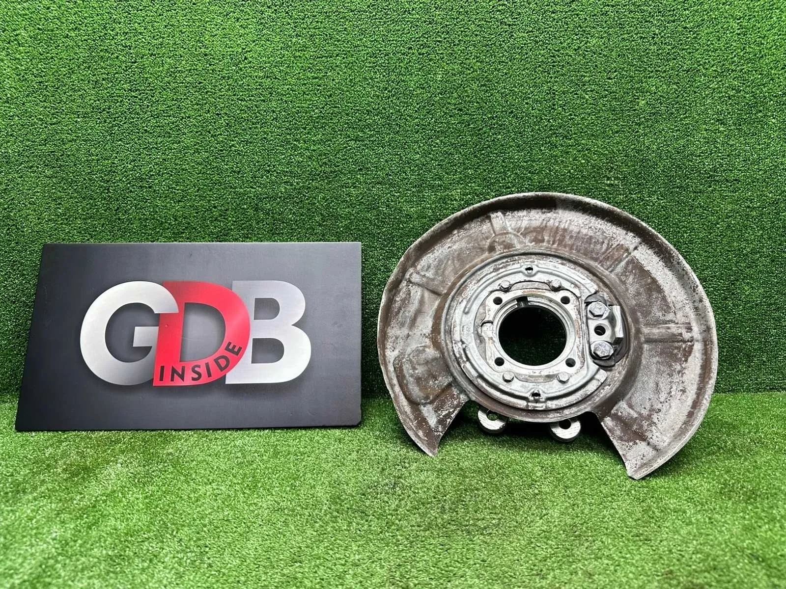 Кулак поворотный BMW 5 series 30.10.2008 33326770905 E60 N52B25A, задний левый