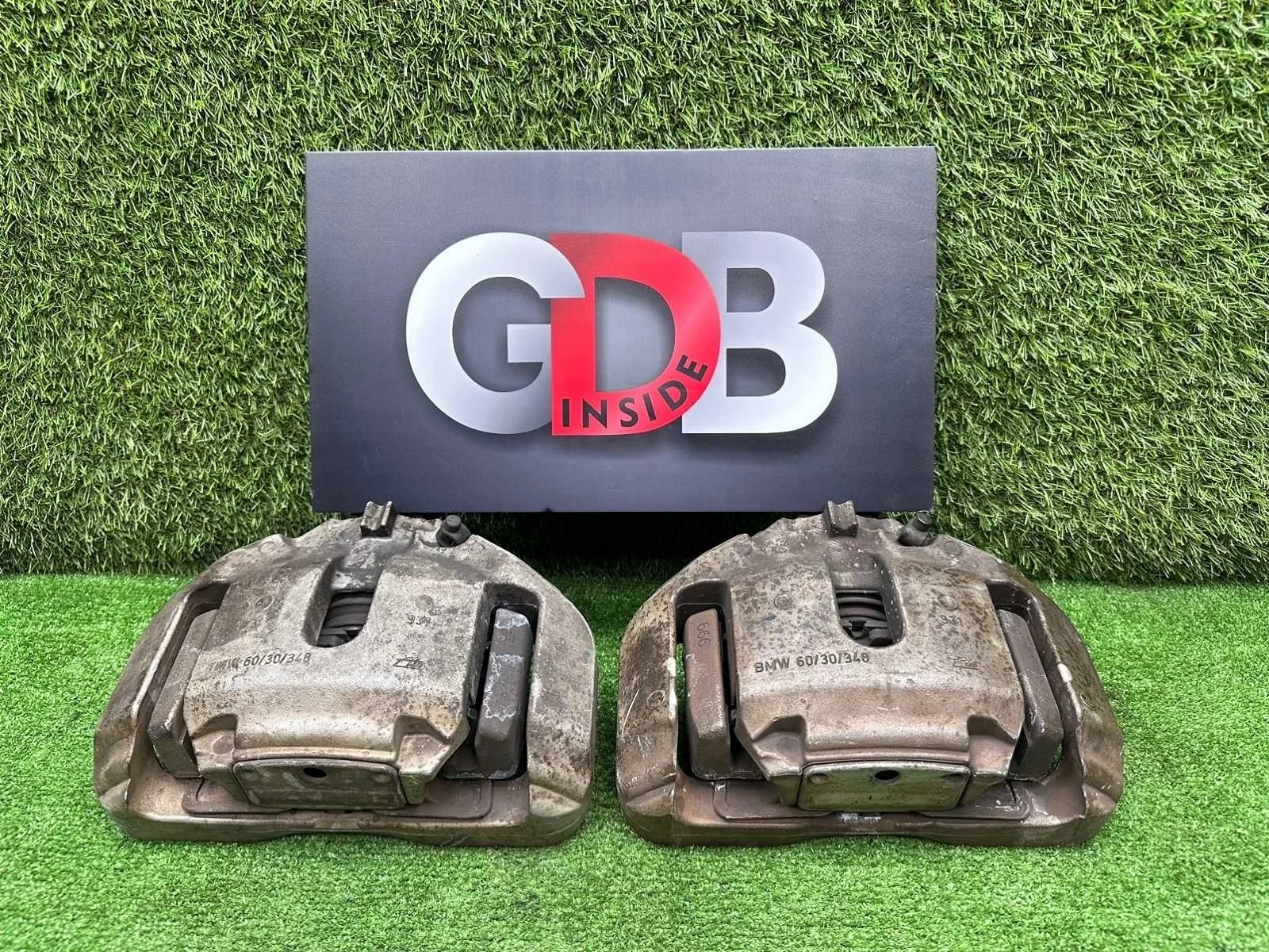 Комплект суппортов BMW 5 series 34116786818 F10, передний