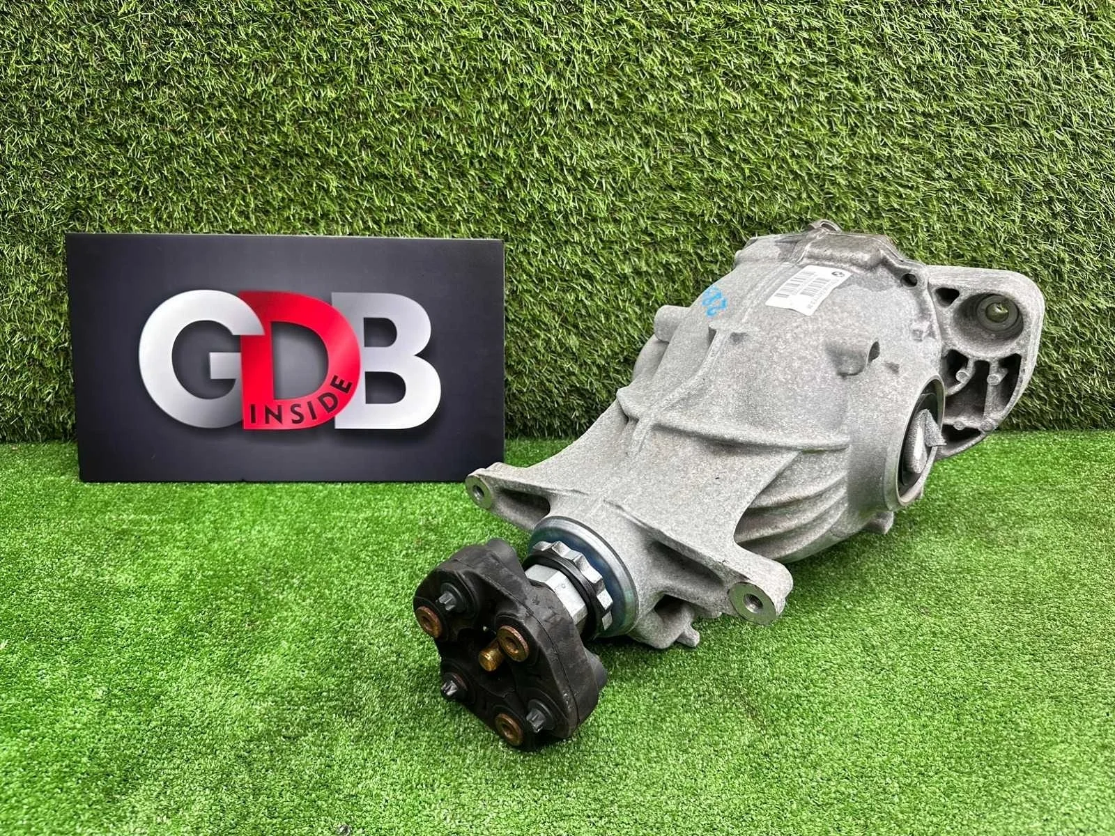 Редуктор BMW 5 series 09.03.2010 33107578150 F10 N52B30A, задний