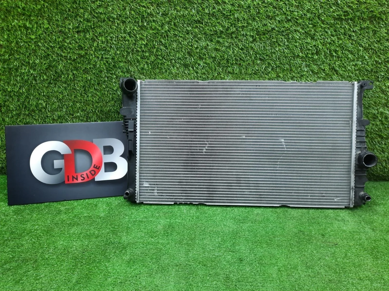 Радиатор ДВС Bmw 3 Series 19.09.2012 17118672104 F30 N55B30A, передний