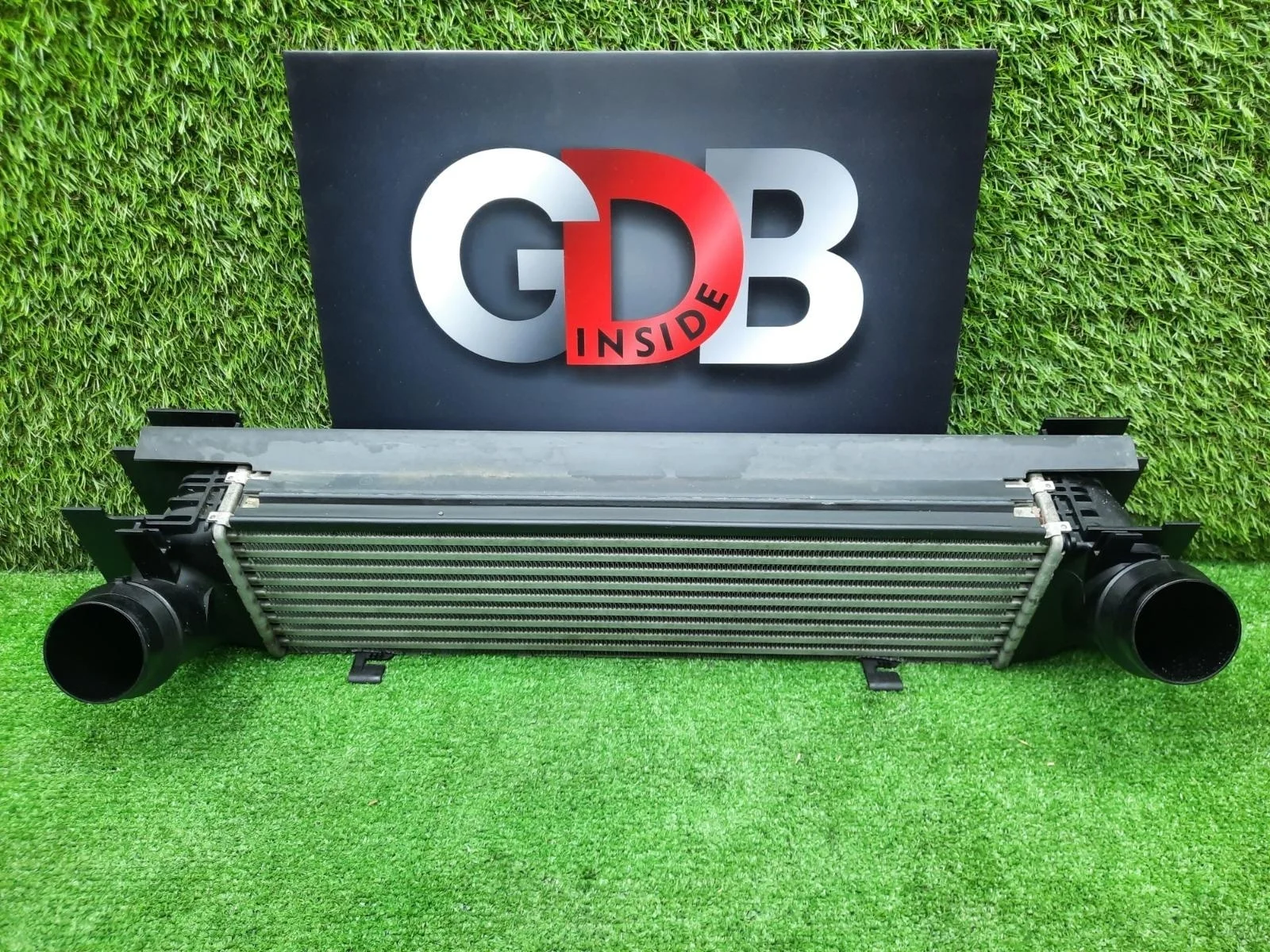 Интеркулер BMW 3 series 16.01.2013 17517600530 F30 N20B20B, передний