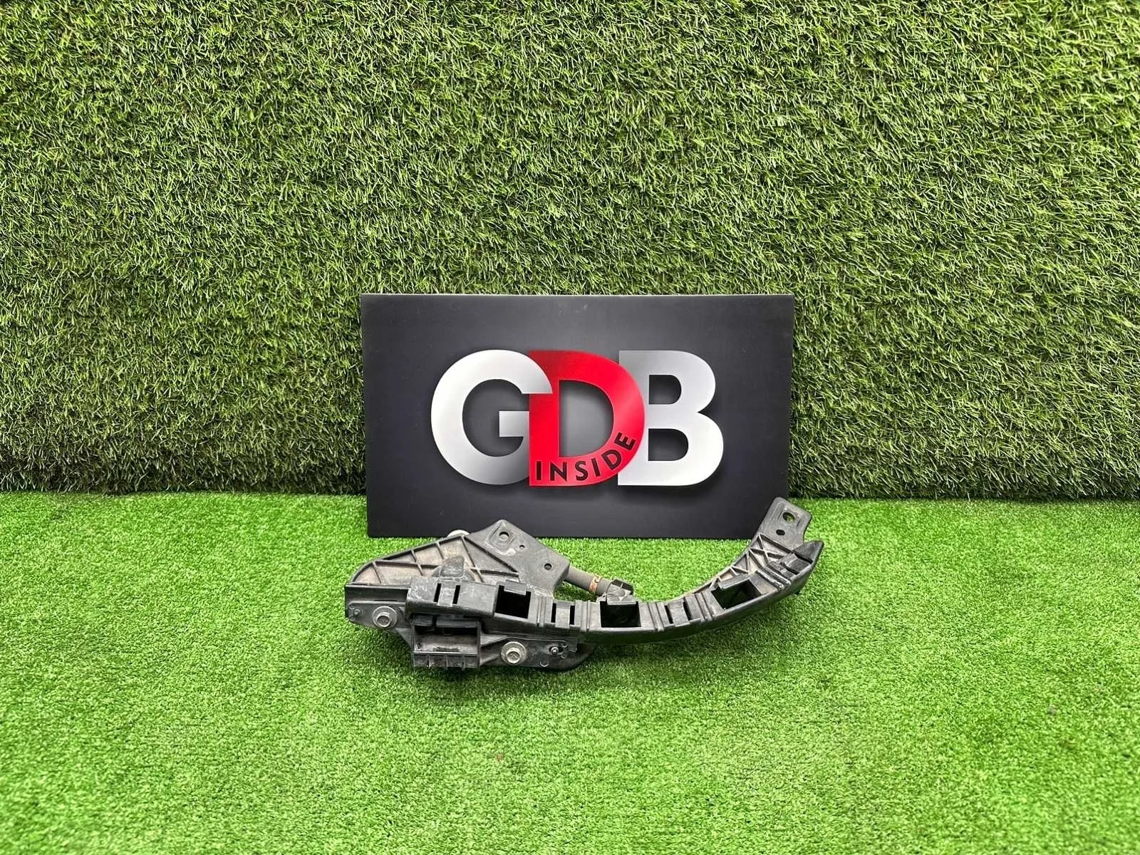 Кронштейн фары Subaru Forester 12.04.2008 57707SC030 SH5 EJ205, передний левый