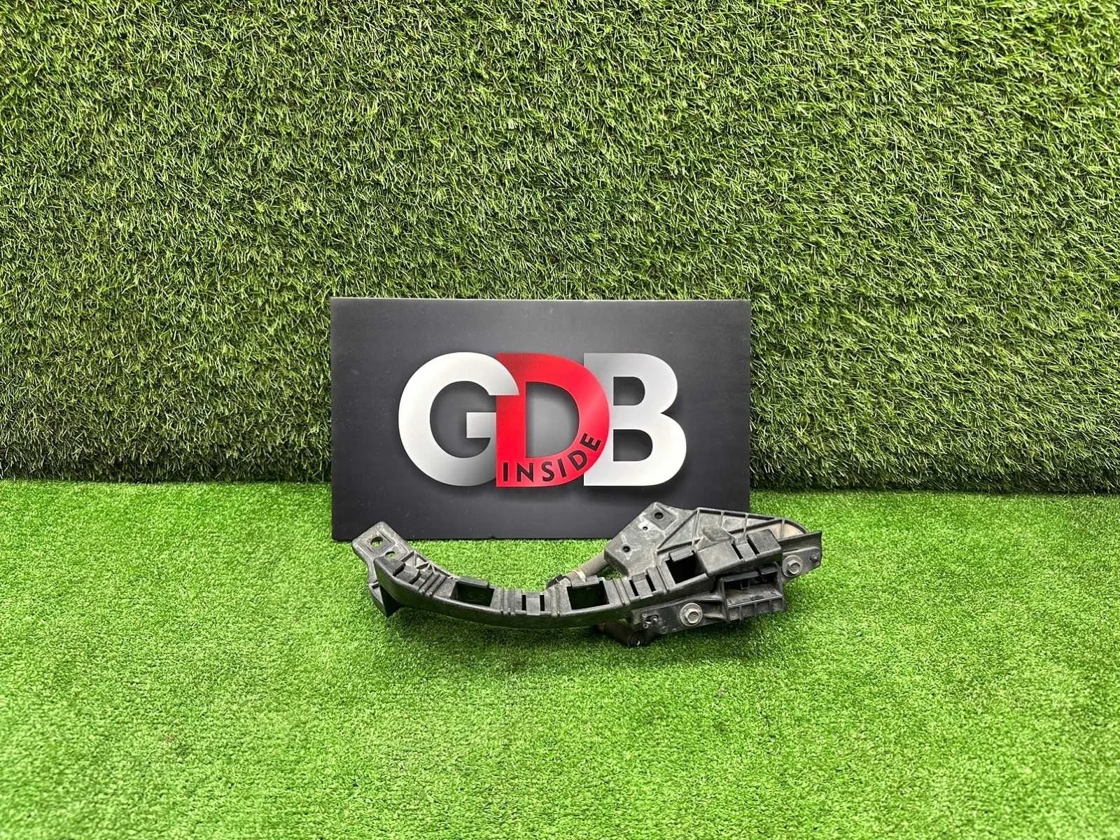 Кронштейн фары Subaru Forester 12.04.2008 57707SC020 SH5 EJ205, передний правый