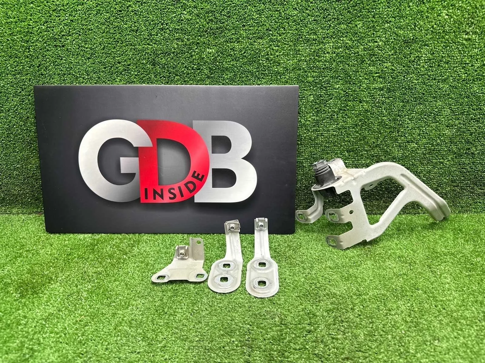 Кронштейн крыла BMW 5 series 2011 41357207210 F10 N20B20B, передний правый