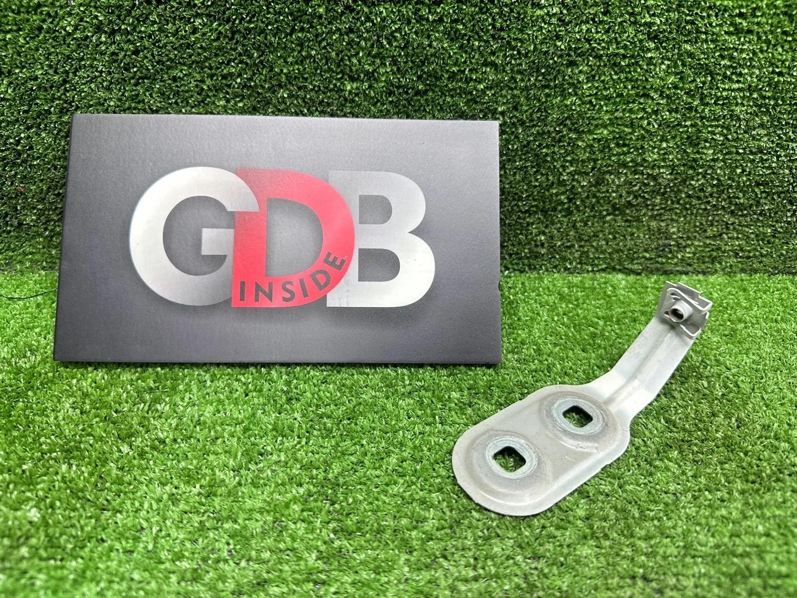 Кронштейн крыла BMW 5 series 2012 41357207208 F11 N20B20B, передний правый