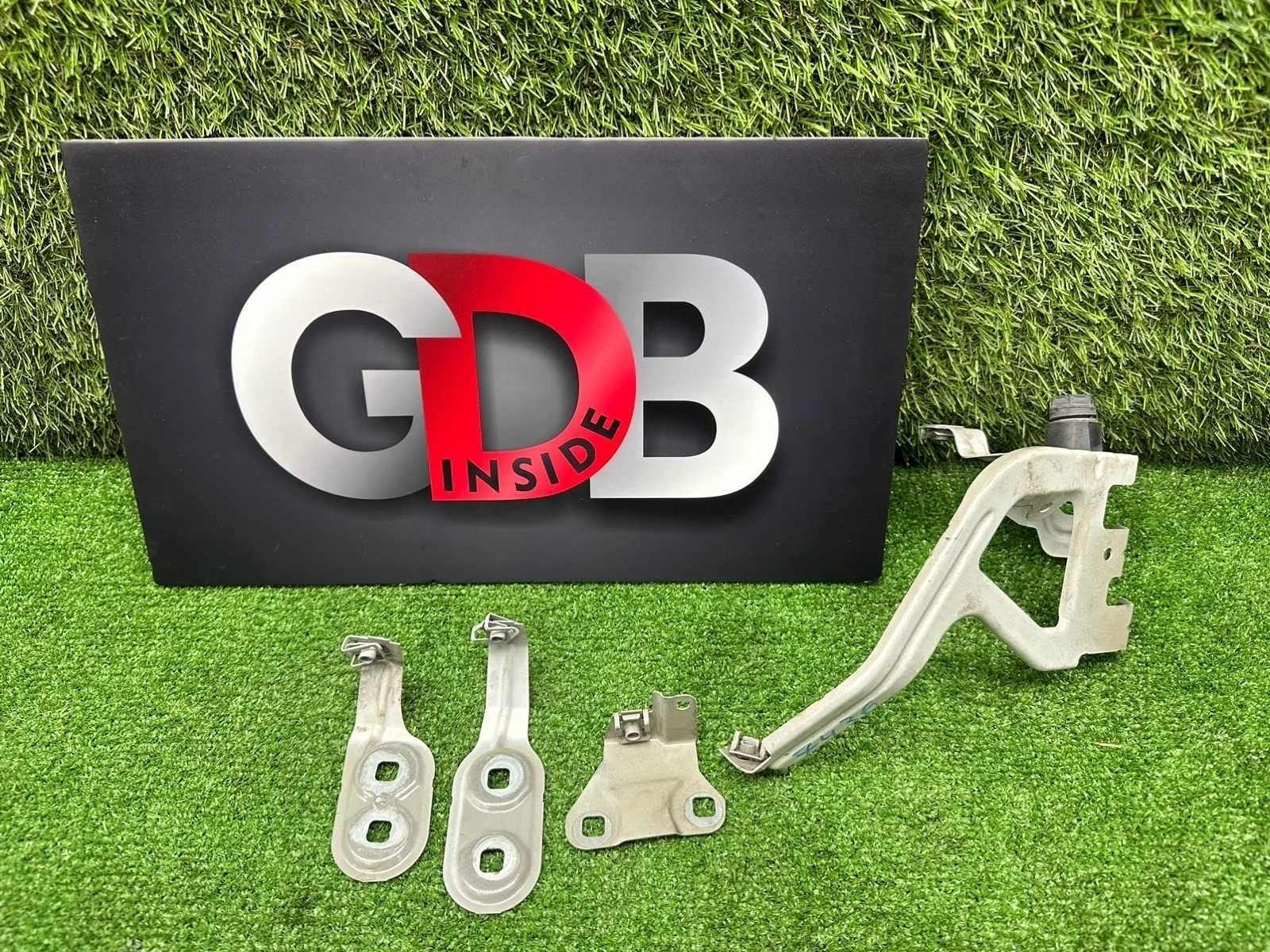 Крепление крыла BMW 5 series 2011 41357207209 F11 N52B25A, переднее левое