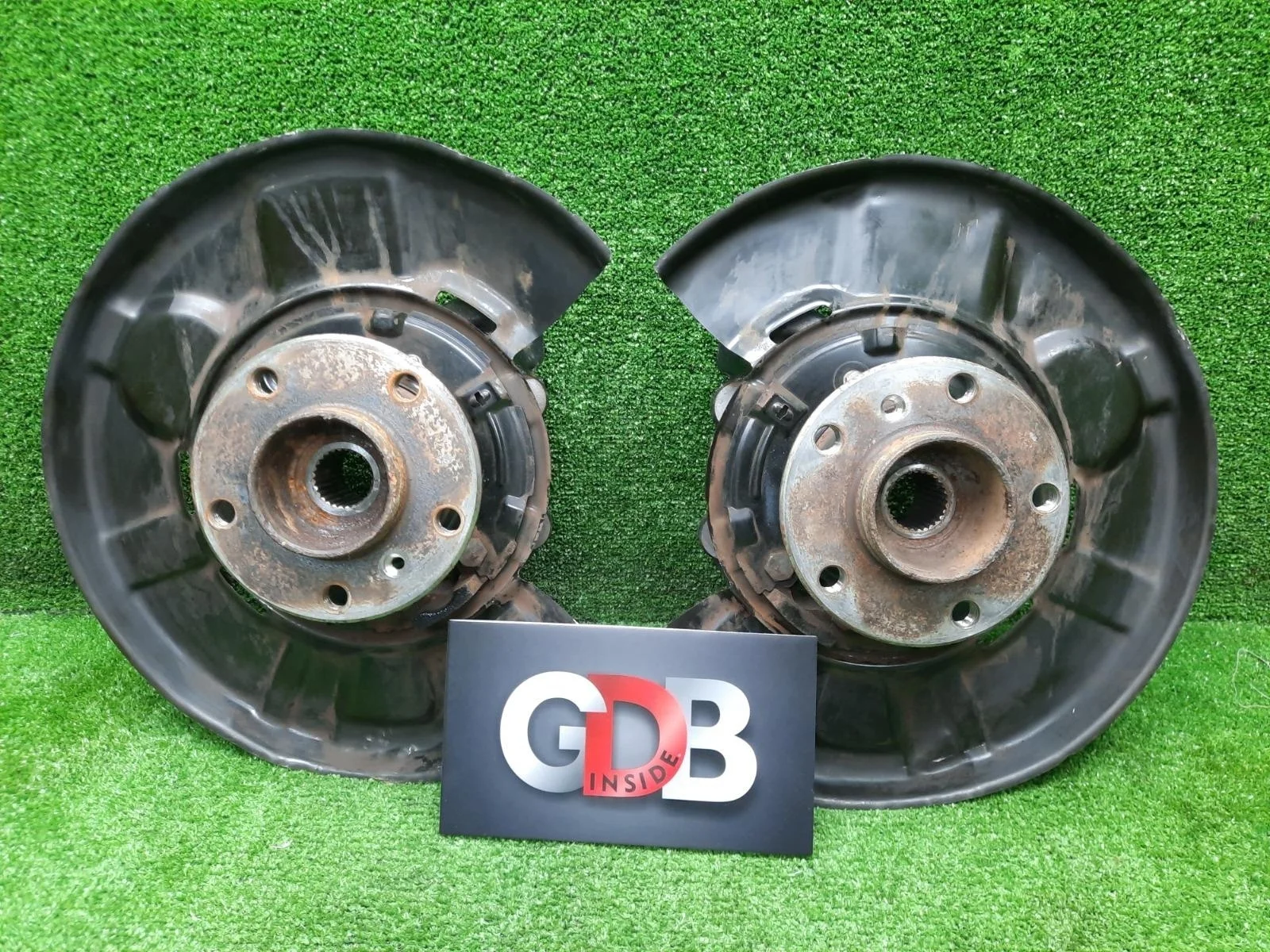 Кулак поворотный BMW 3 series 19.09.2012 33326792523 F30 N55B30A, задний