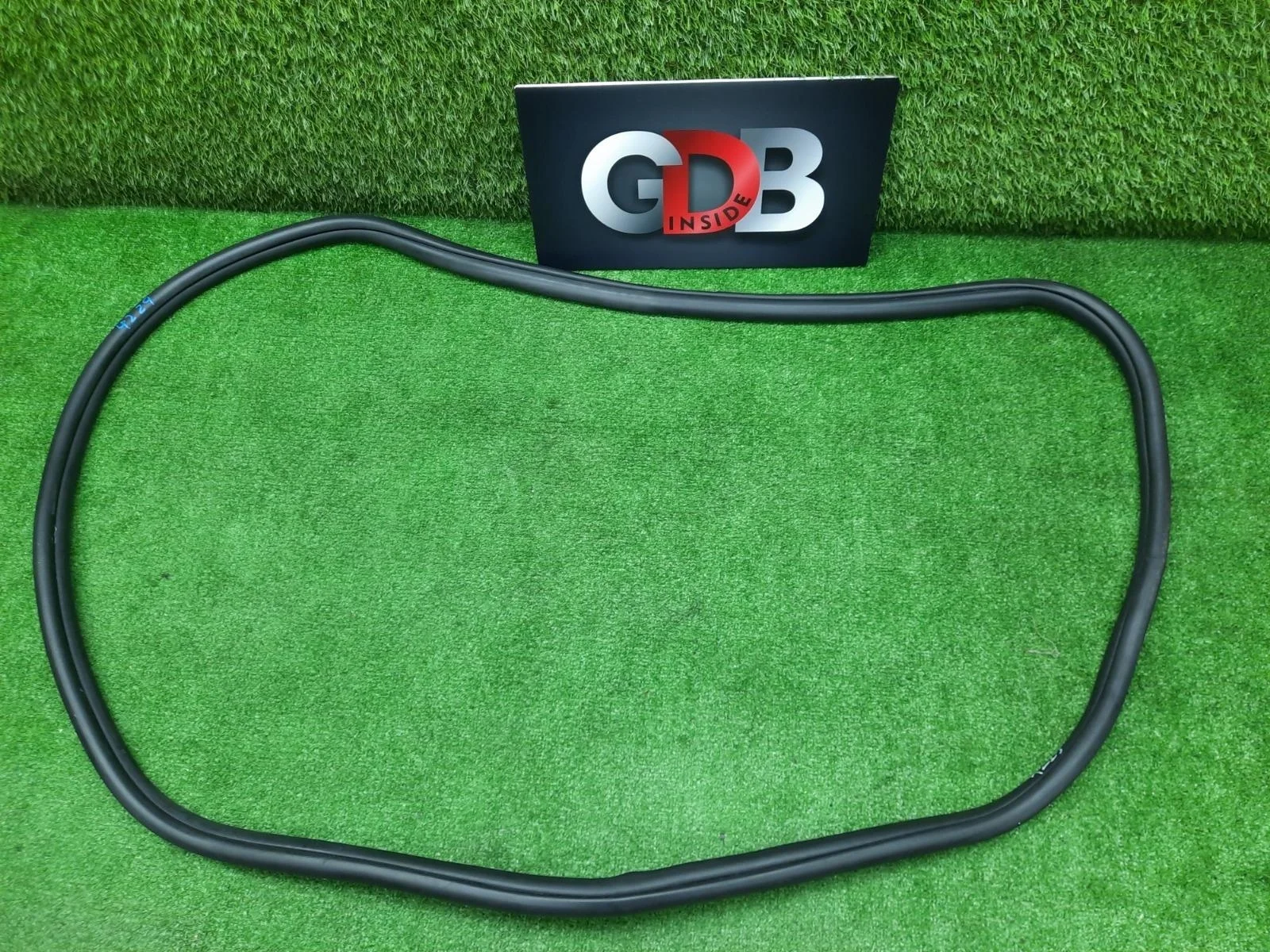 Уплотнитель проема двери BMW 3 series 2013 51727303967 F30 N20B20A, задний