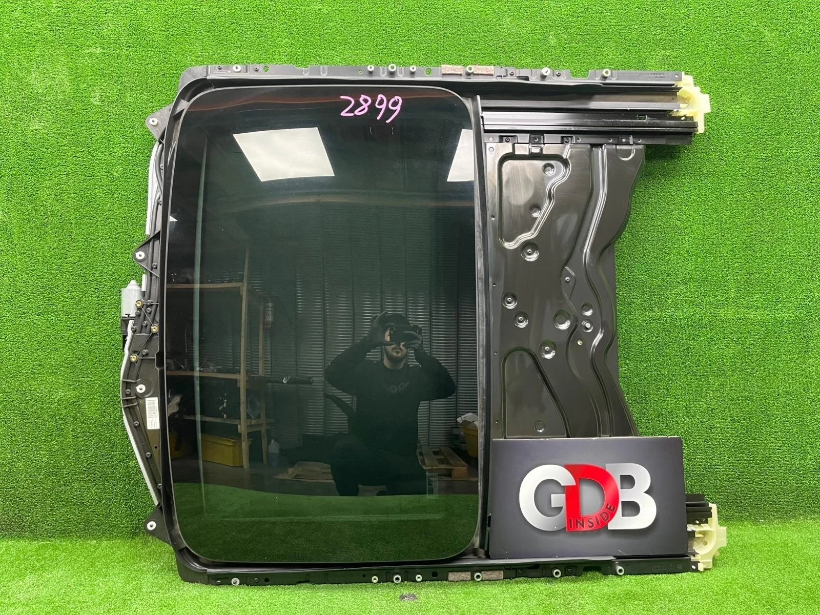 Люк BMW 5 series 09.03.2010 54107382982 F10 N52B30A