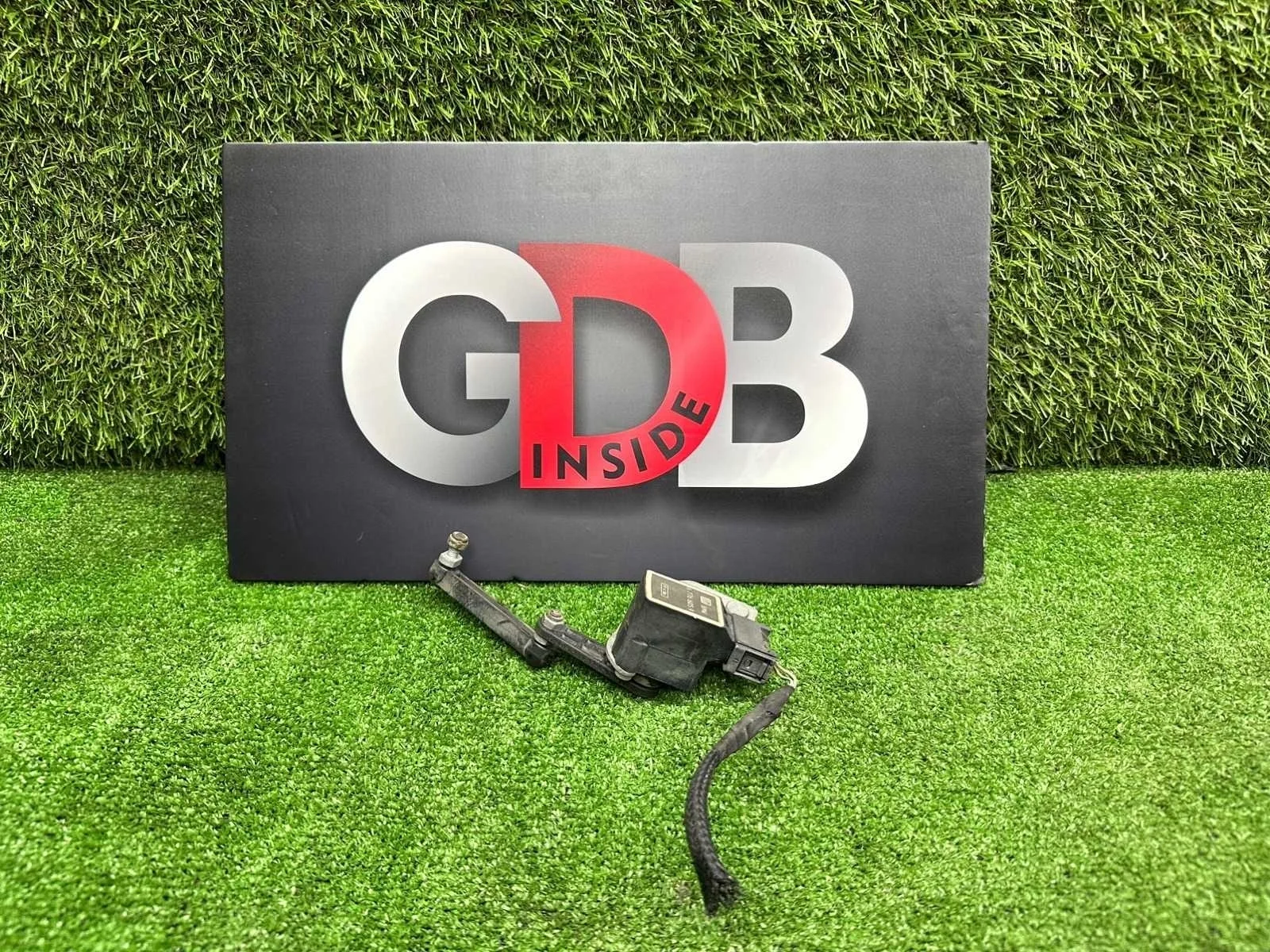 Датчик положения кузова BMW 5 series 19.05.2006 37146784696 E61 N52B25A