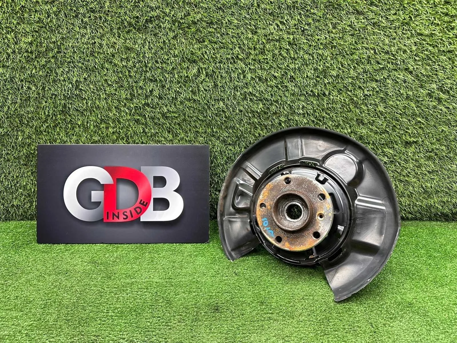 Кулак поворотный BMW 3 series 2013 33326792524 F30 N55B30A, задний правый