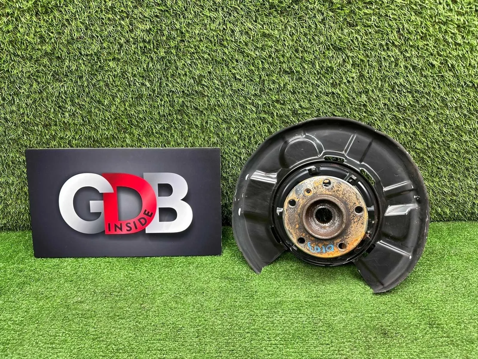 Кулак поворотный BMW 3 series 2013 33326792523 F30 N55B30A, задний левый