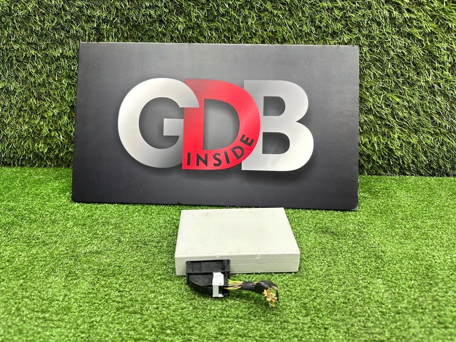 Блок управления центральным замком BMW X1 25.10.2011 61359134708 E84 N20B20A