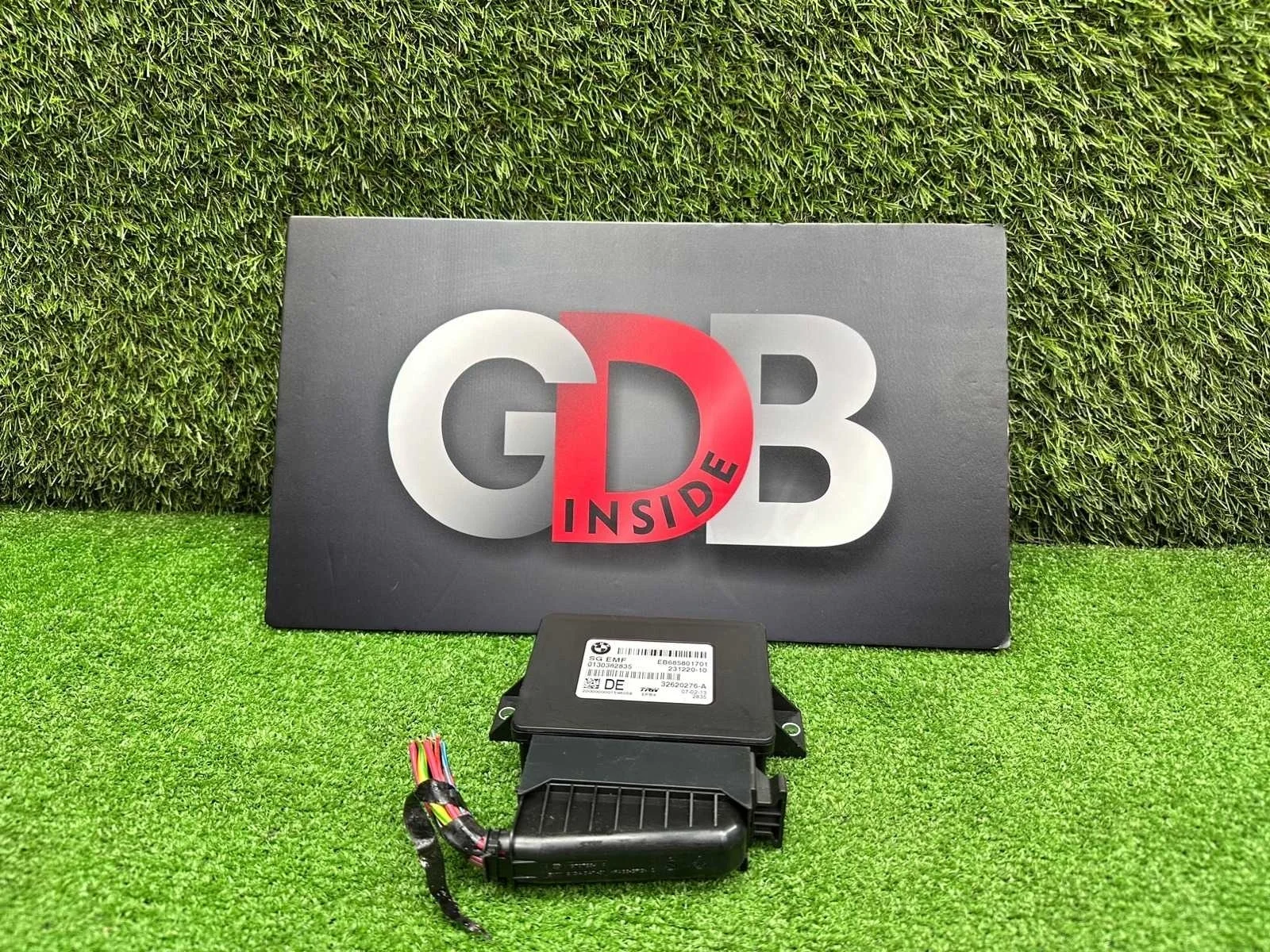 Блок управления стояночным тормозом BMW 5 series 20.02.2013 34436887358 F10 N20B20B