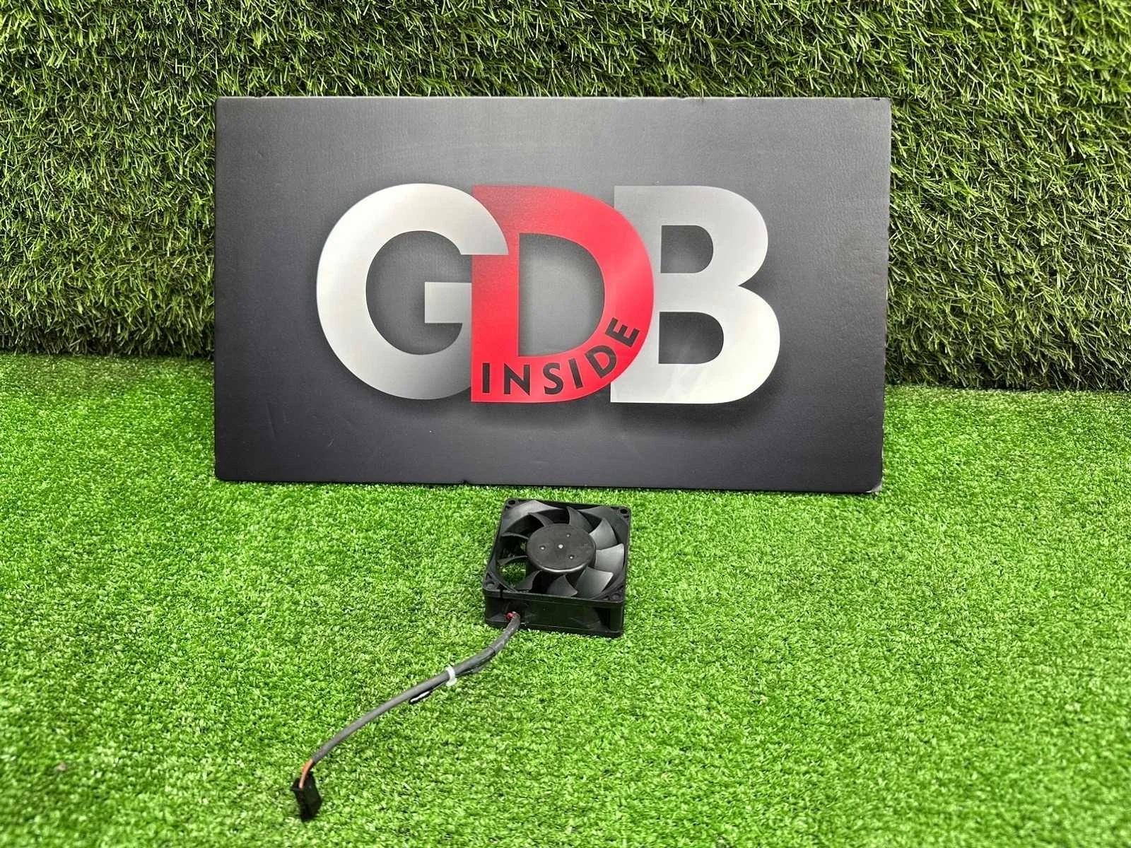 Вентилятор отсека электроники BMW 5 series 20.02.2013 65156983075 F10 N20B20B