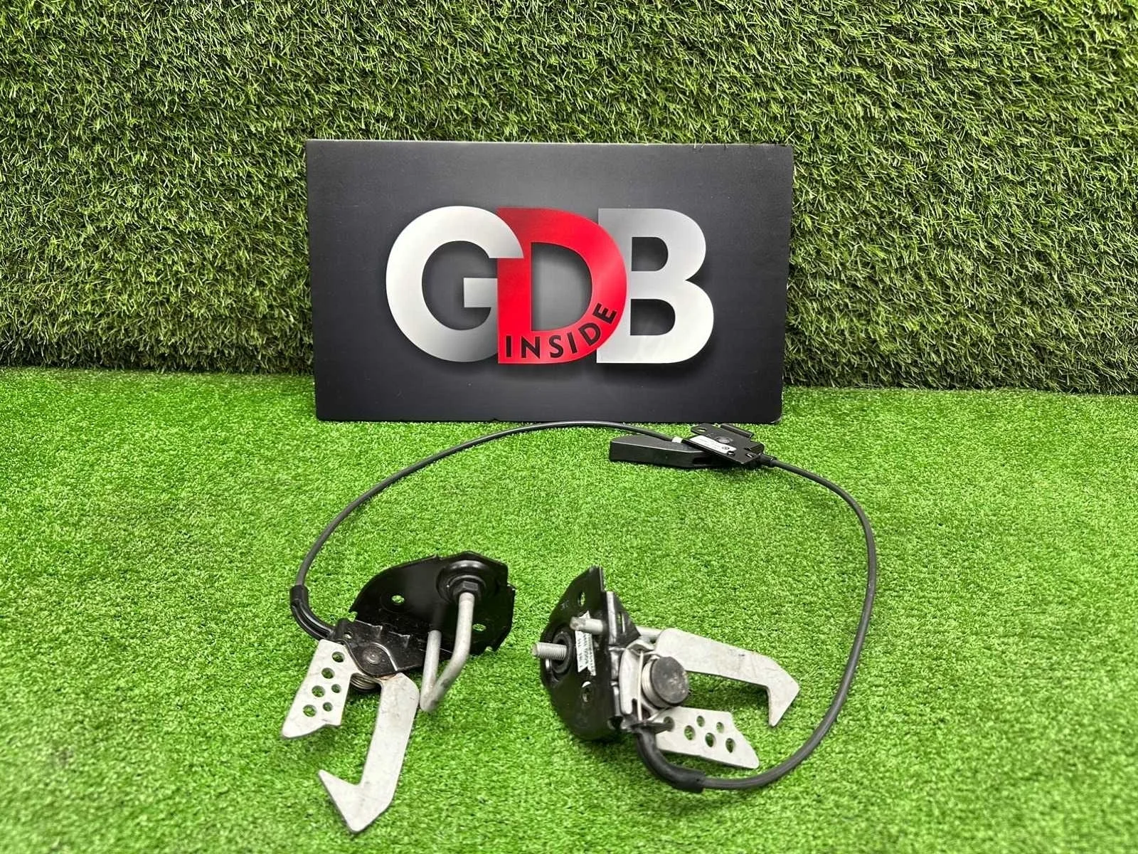 Крючок капота Bmw 7 Series 10.08.2012 51237183763 F01 N55B30A