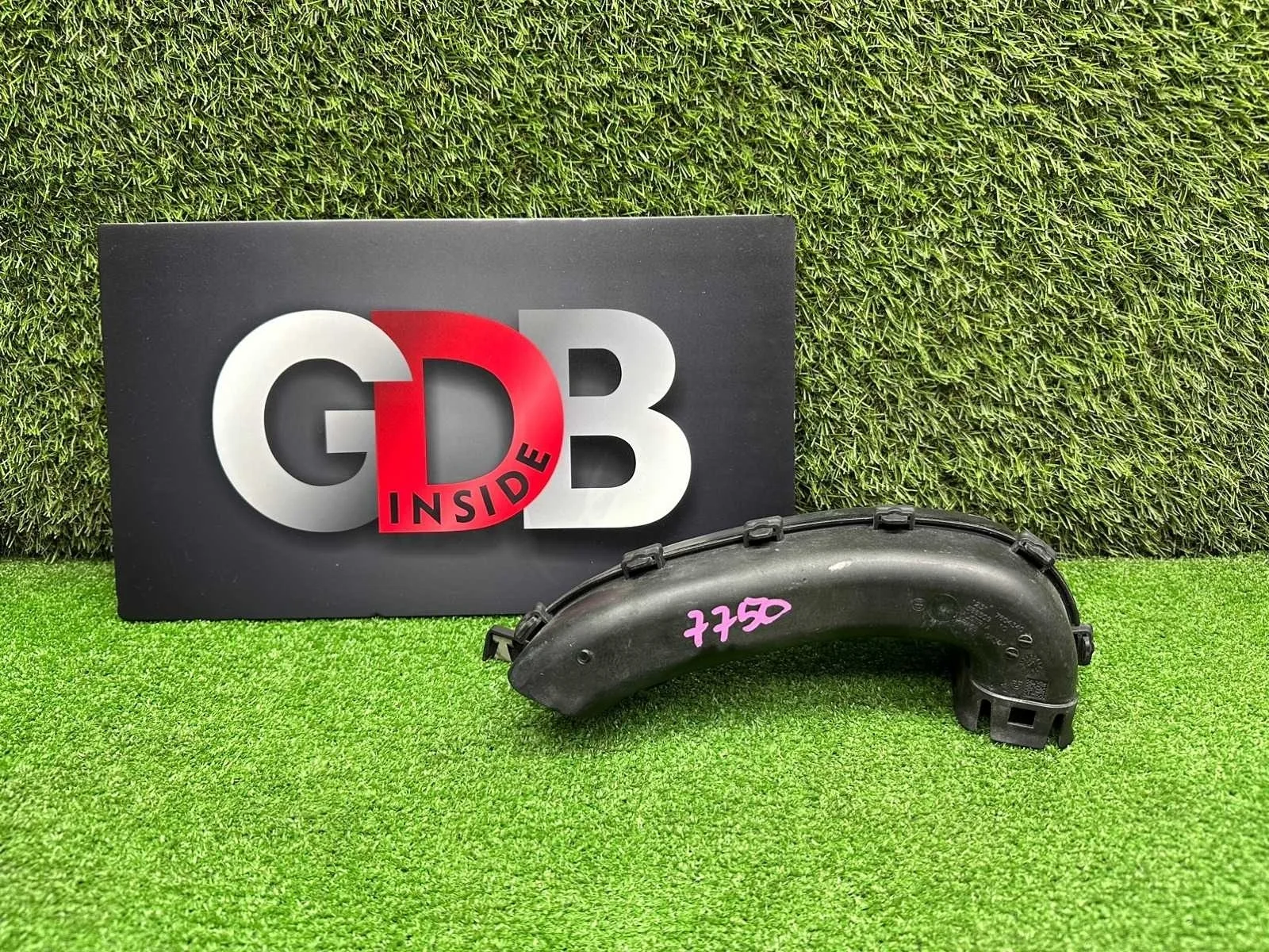 Воздуховод Bmw 1 Series 25.10.2014 12317604340 F20 N13B16A