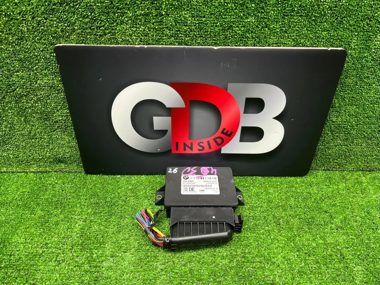 Блок управления стояночным тормозом BMW 5 series 18.01.2011 34436887358 F10 N52B25AF