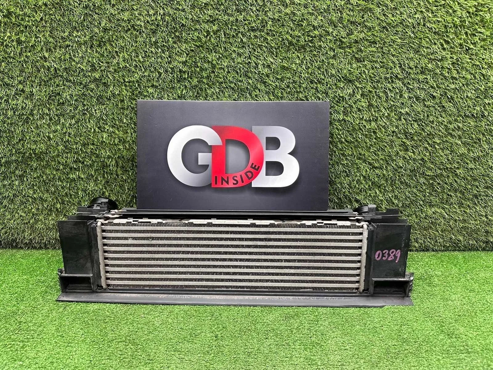 Интеркулер BMW 3 series 06.08.2013 17517600530 F30 N20B20B