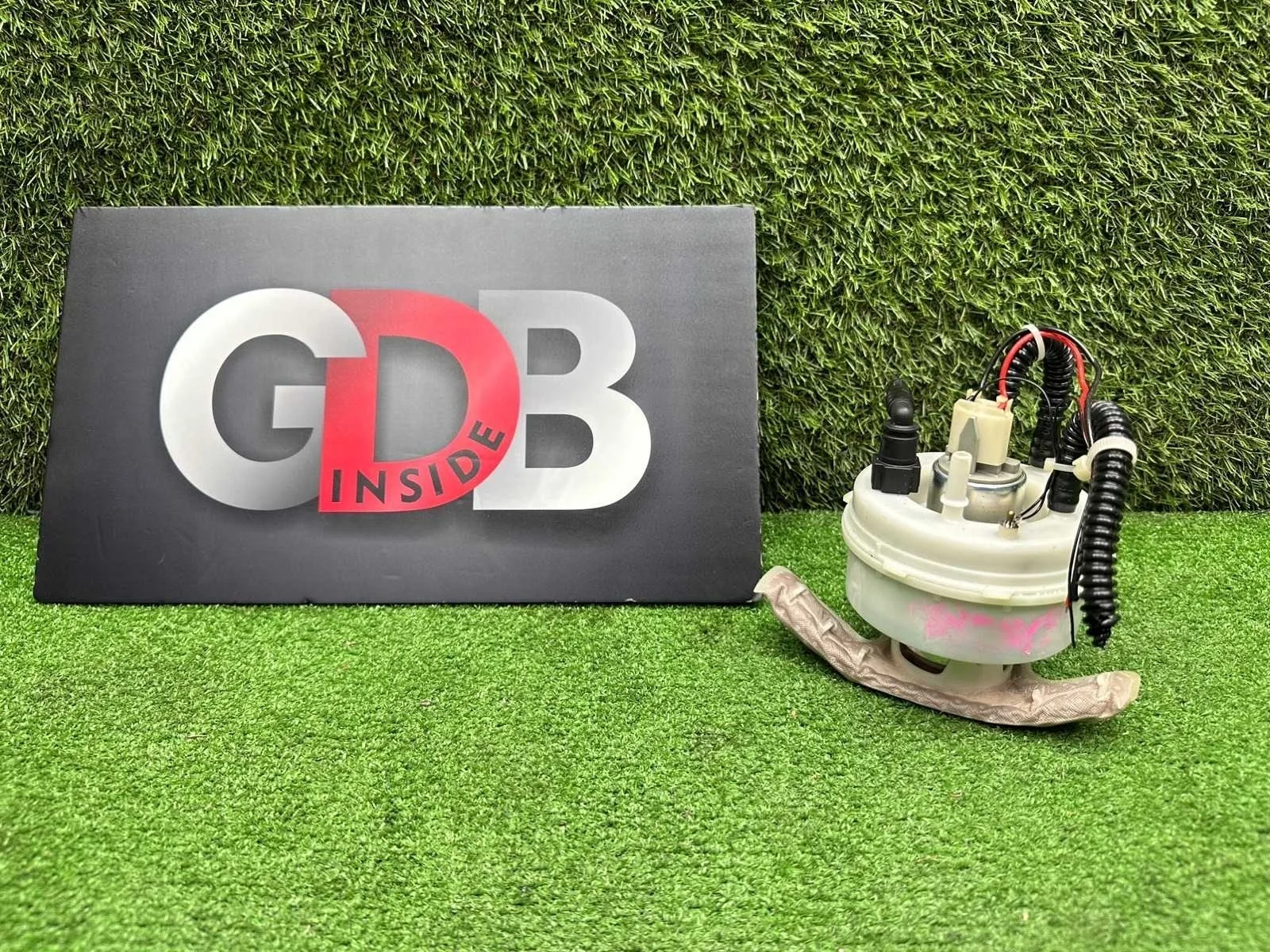 Топливный насос BMW 5 series 18.01.2011 16117260644 F10 N52B25AF