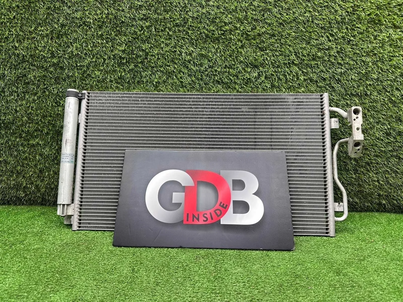 Радиатор кондиционера BMW 1 series 18.05.2015 64506804722 F20 N13B16A