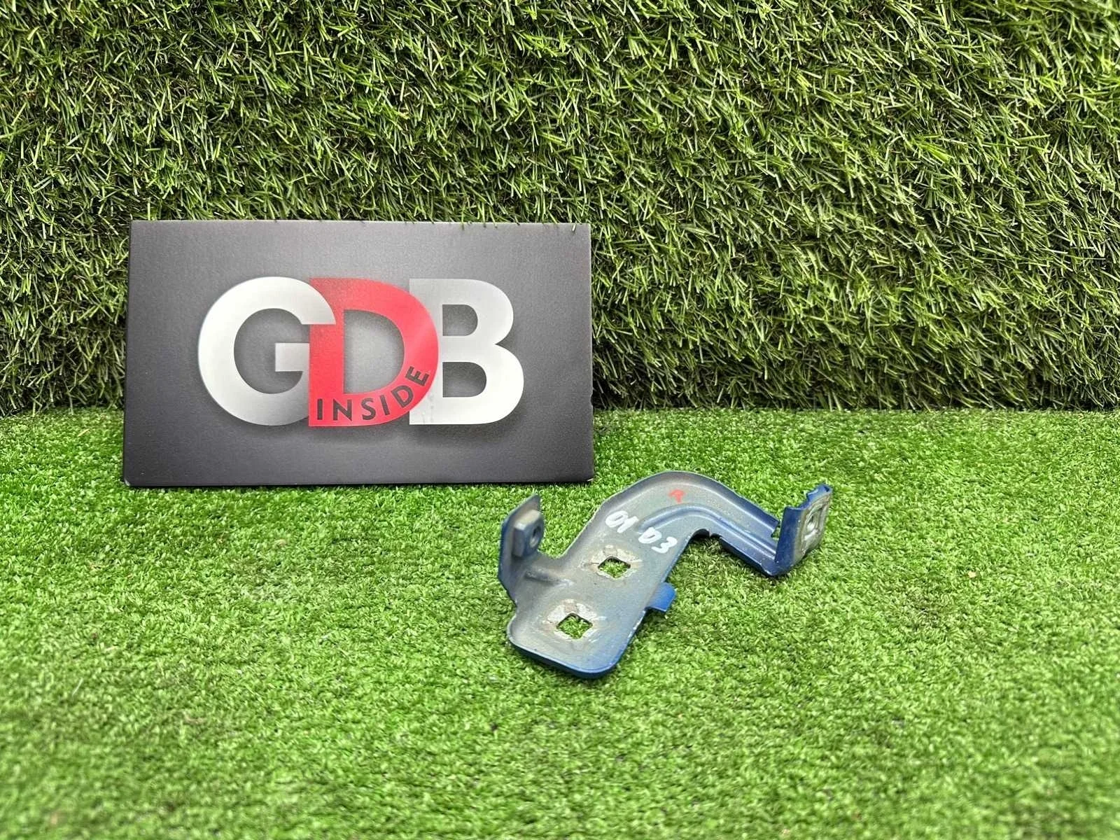 Кронштейн крыла BMW 3 series 2013 41358066940 F30 N55B30A, передний правый