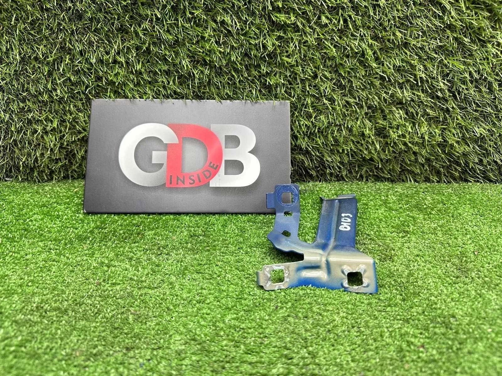 Кронштейн крыла BMW 3 series 2013 41357298037 F30 N55B30A, передний левый