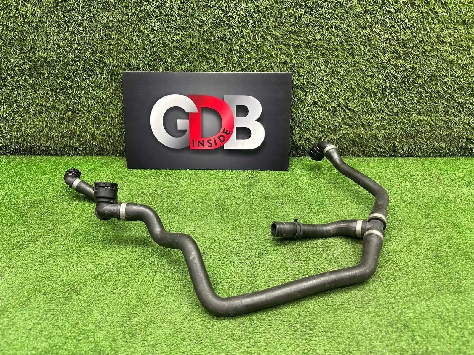 Патрубок системы охлаждения BMW 1 series 2013 17127596834 F20 N13B16A