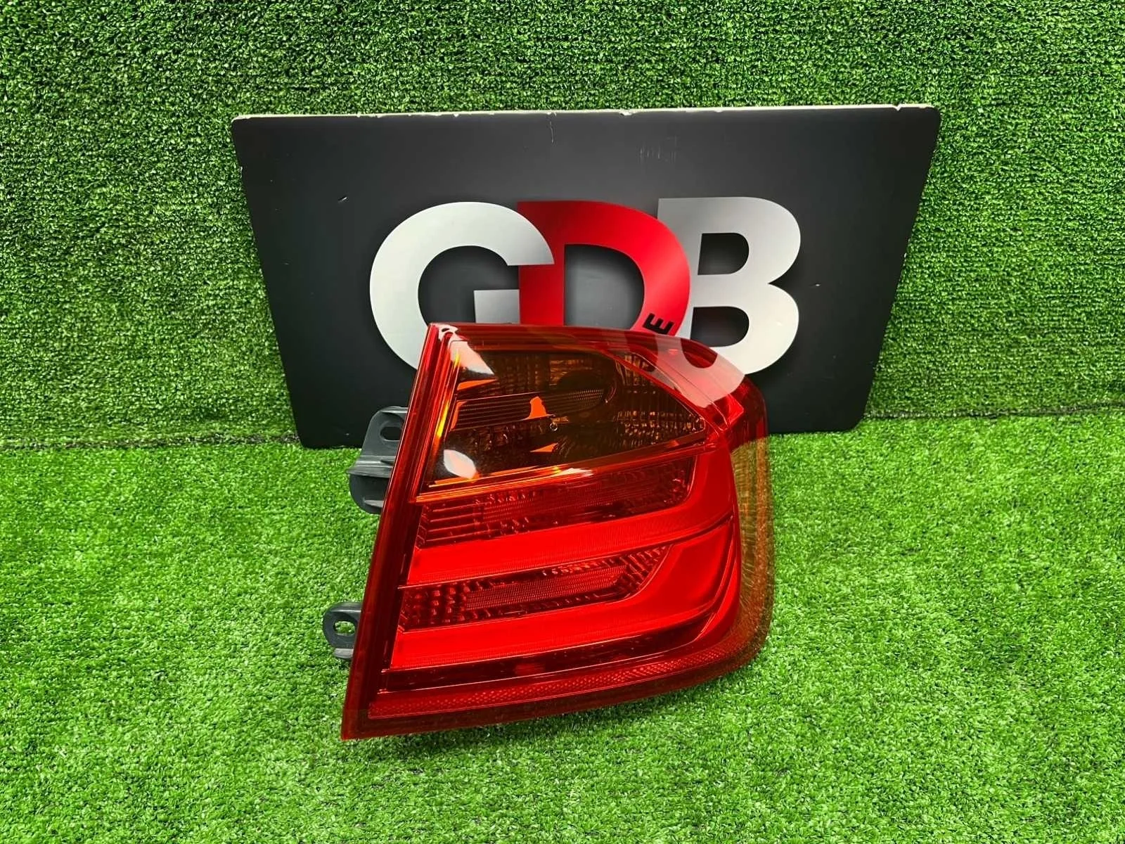 Фонарь BMW 3 series 28.01.2013 63217312846 F30 N55B30A, задний правый