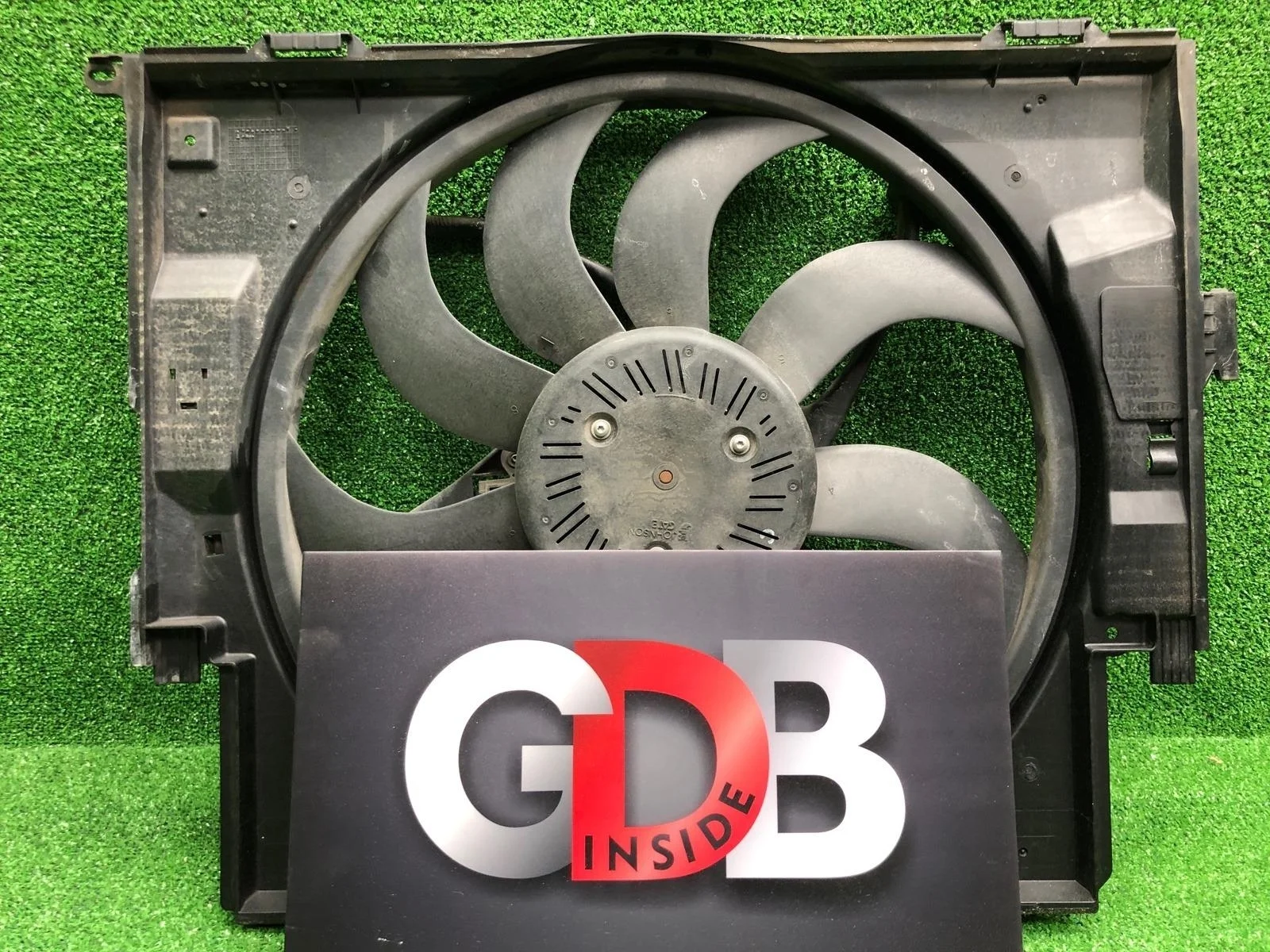 Вентилятор радиатора Bmw 1 Series 21.04.2012 17427640509 F20 N13B16A