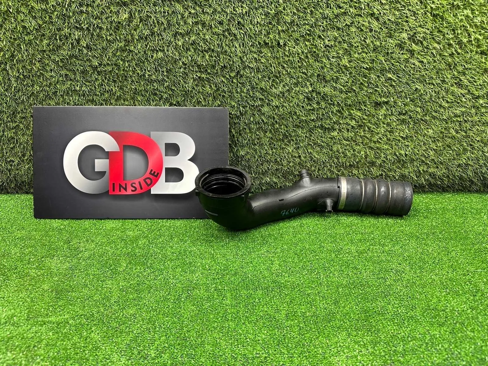 Патрубок интеркулера BMW X5 2010 13717588268 E70 N55B30A