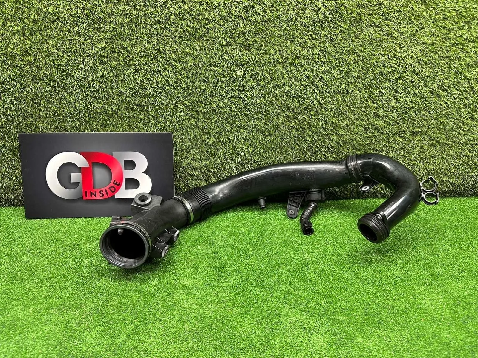 Патрубок интеркулера BMW X5 2010 13717583715 E70 N55B30A