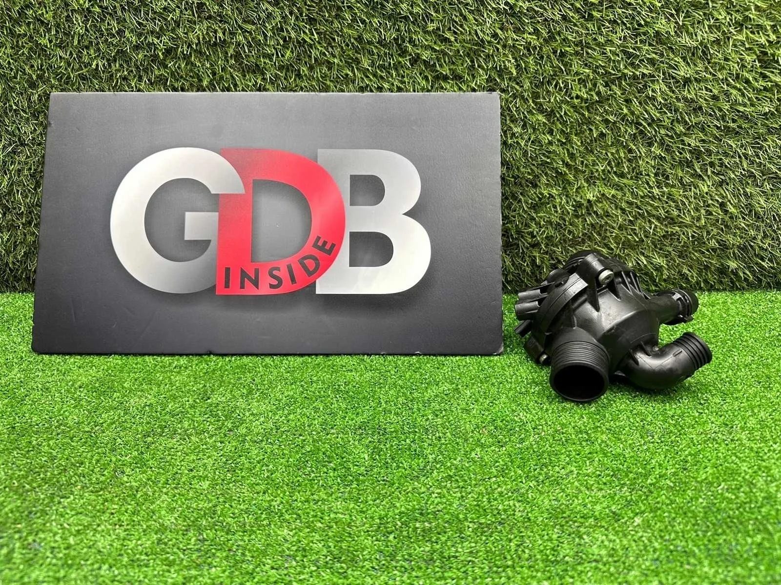 Термостат BMW X5 2010 11537601158 E70 N55B30A