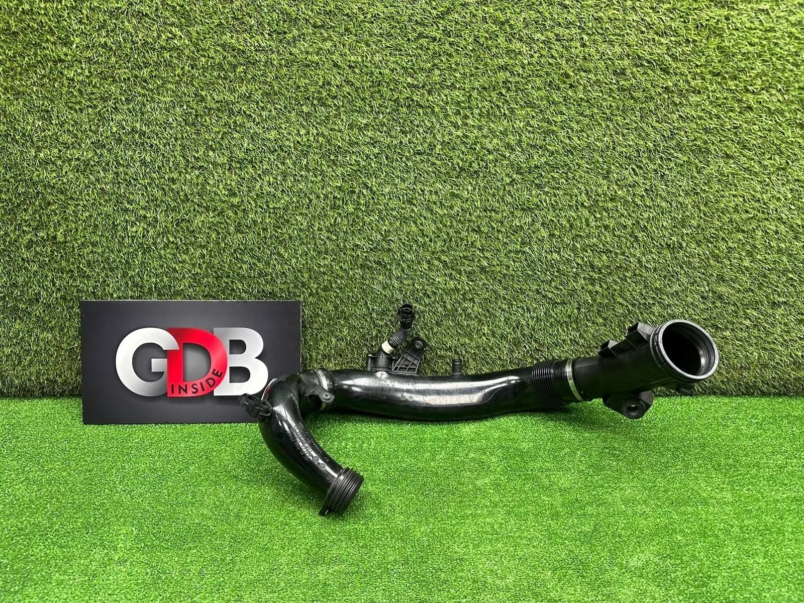 Патрубок интеркулера BMW X5 2010 13717583715 E70 N55B30A