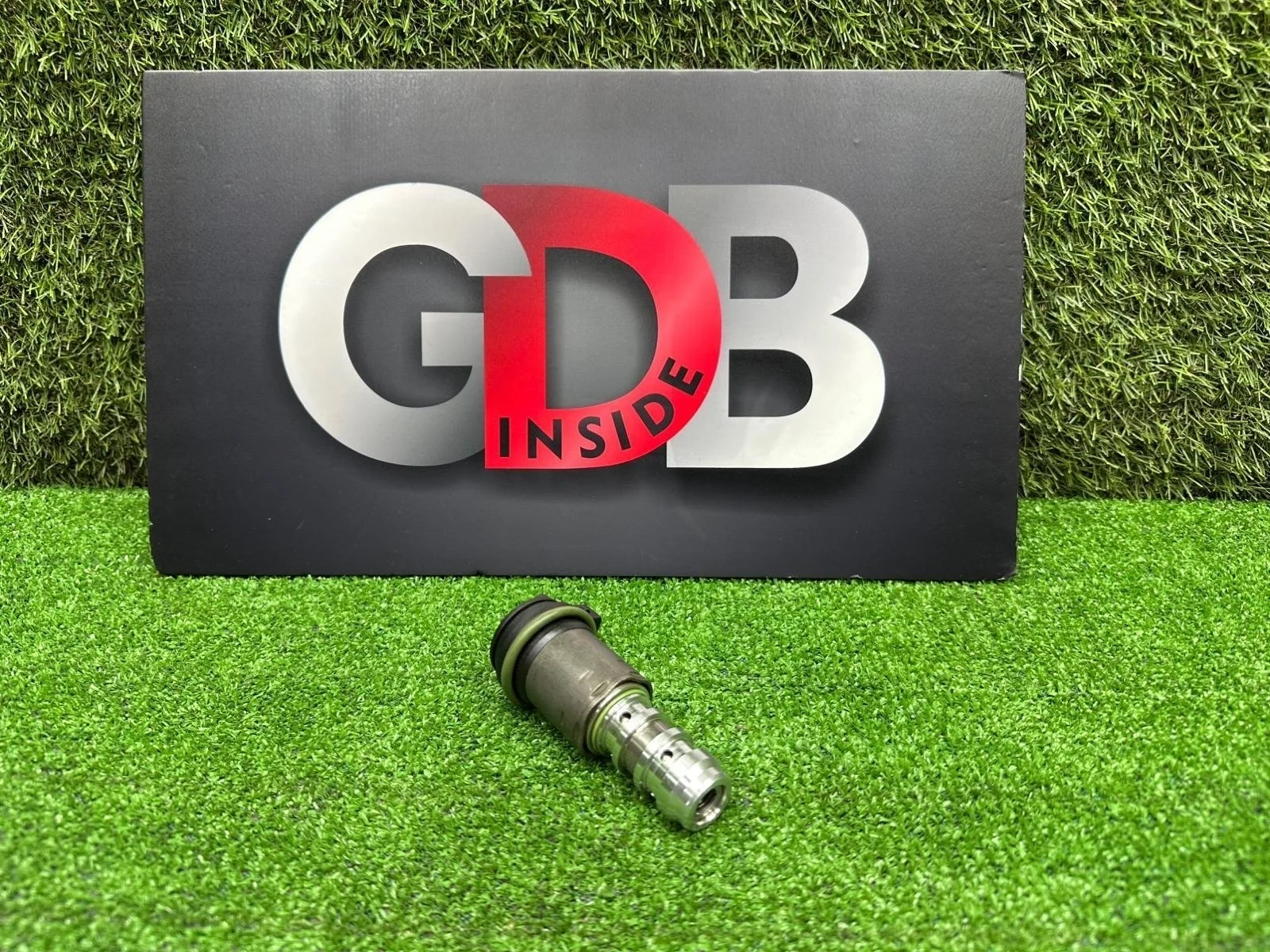 Клапан электромагнитный изменения фаз ГРМ BMW 6 Series 2003 11367560462 E63 N62B44A