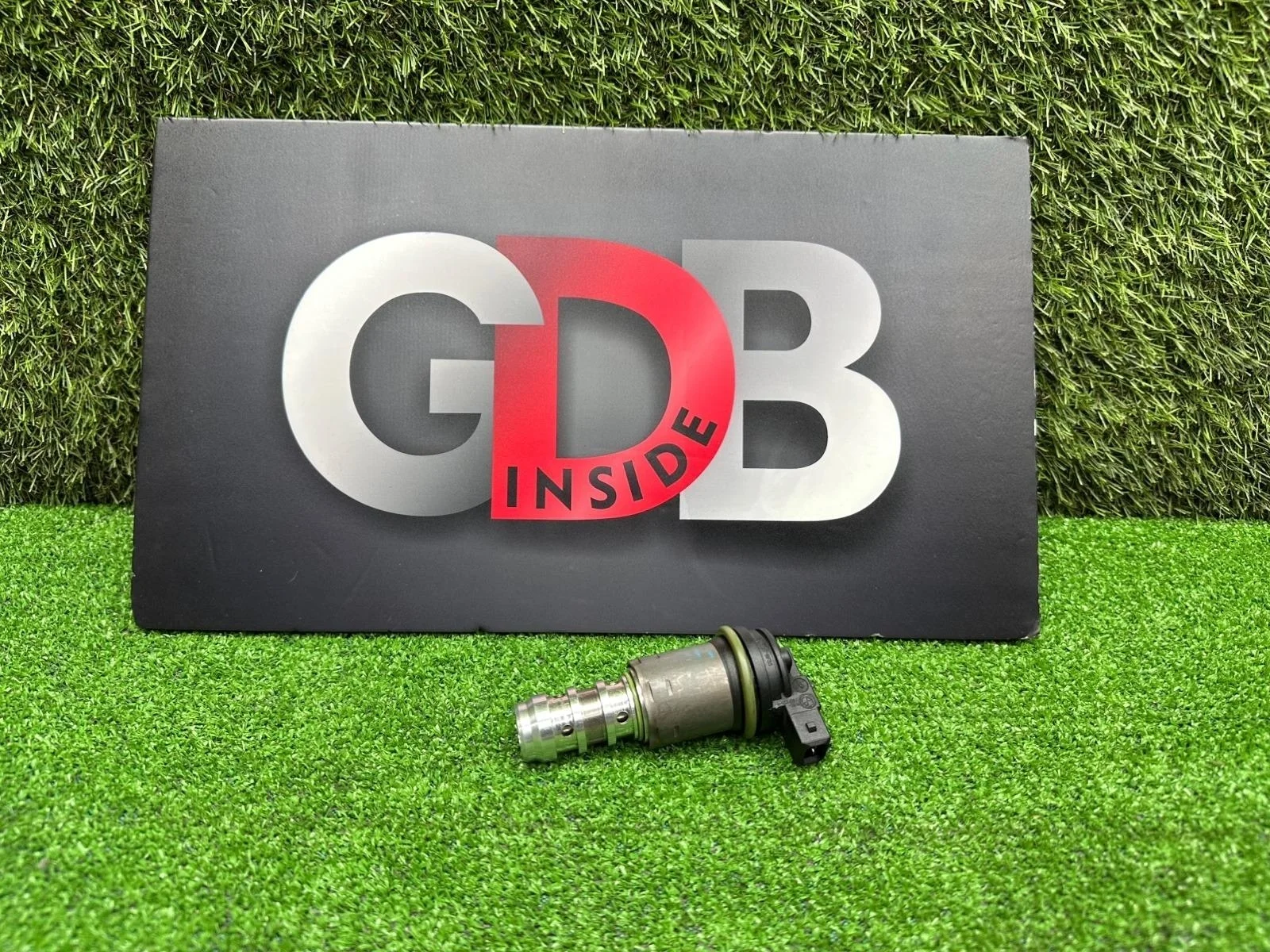 Клапан электромагнитный изменения фаз ГРМ BMW 6 Series 2003 11367560462 E63 N62B44A