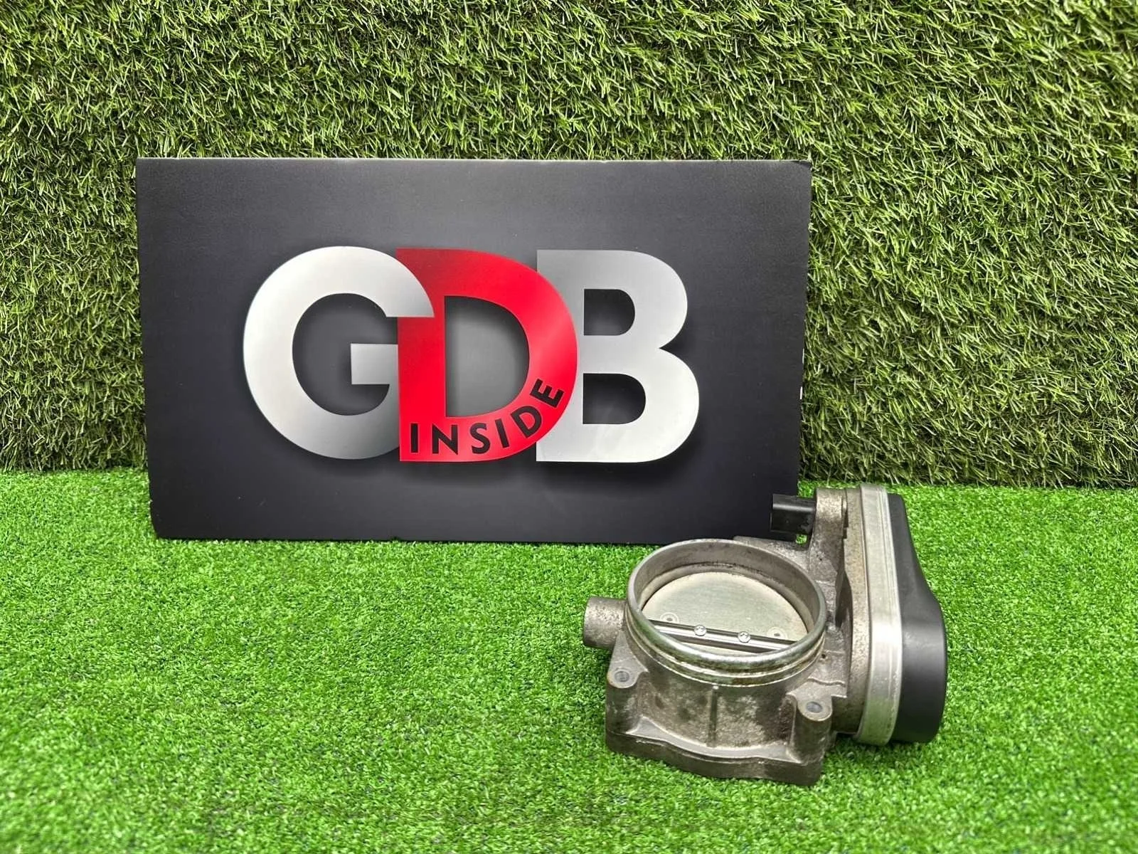 Дроссельная заслонка BMW 6 Series 2003 13547506627 E63 N62B44A