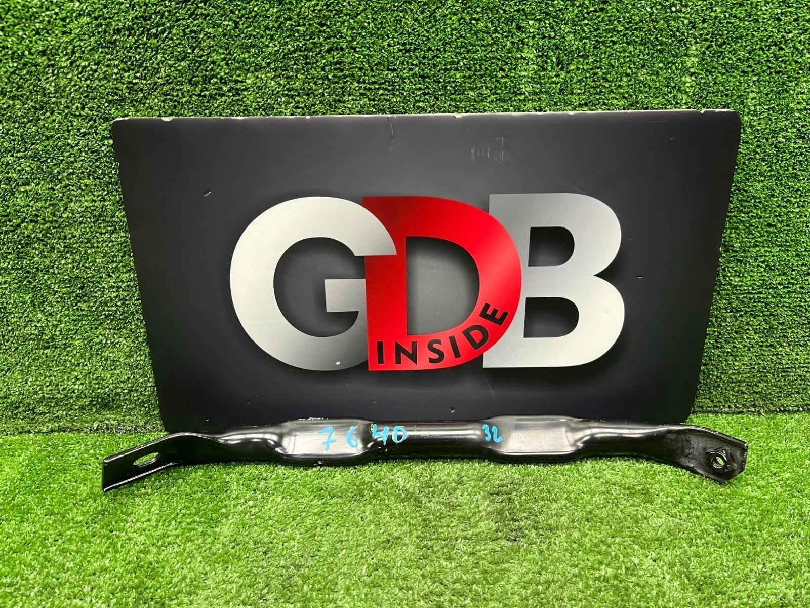 Распорка Bmw X5 2010 51717159588 E70 N55B30A, передняя правая