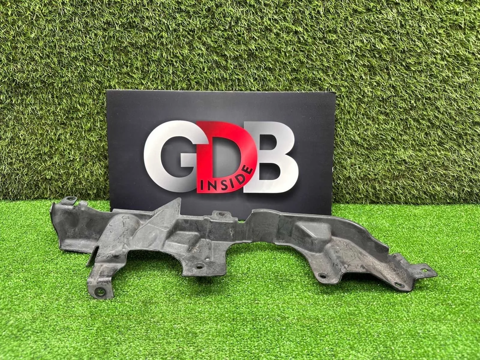 Пыльник рулевой рейки BMW X5 2012 51757160237 E70 N55B30A, левый